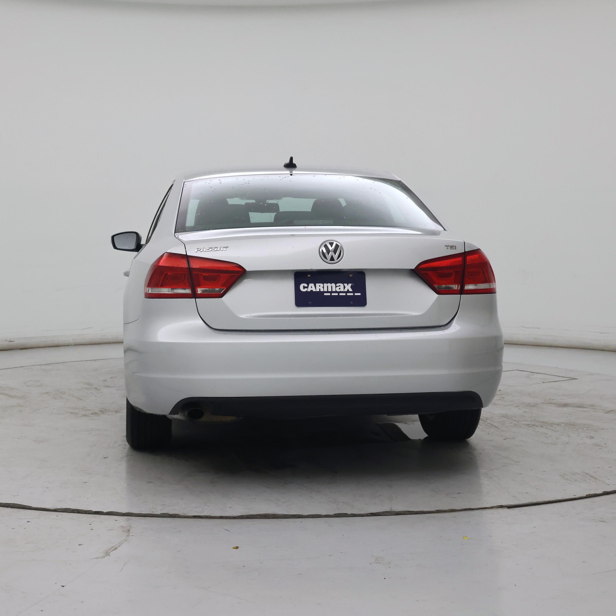 Thumbnail: 2015 Volkswagen Passat - 6