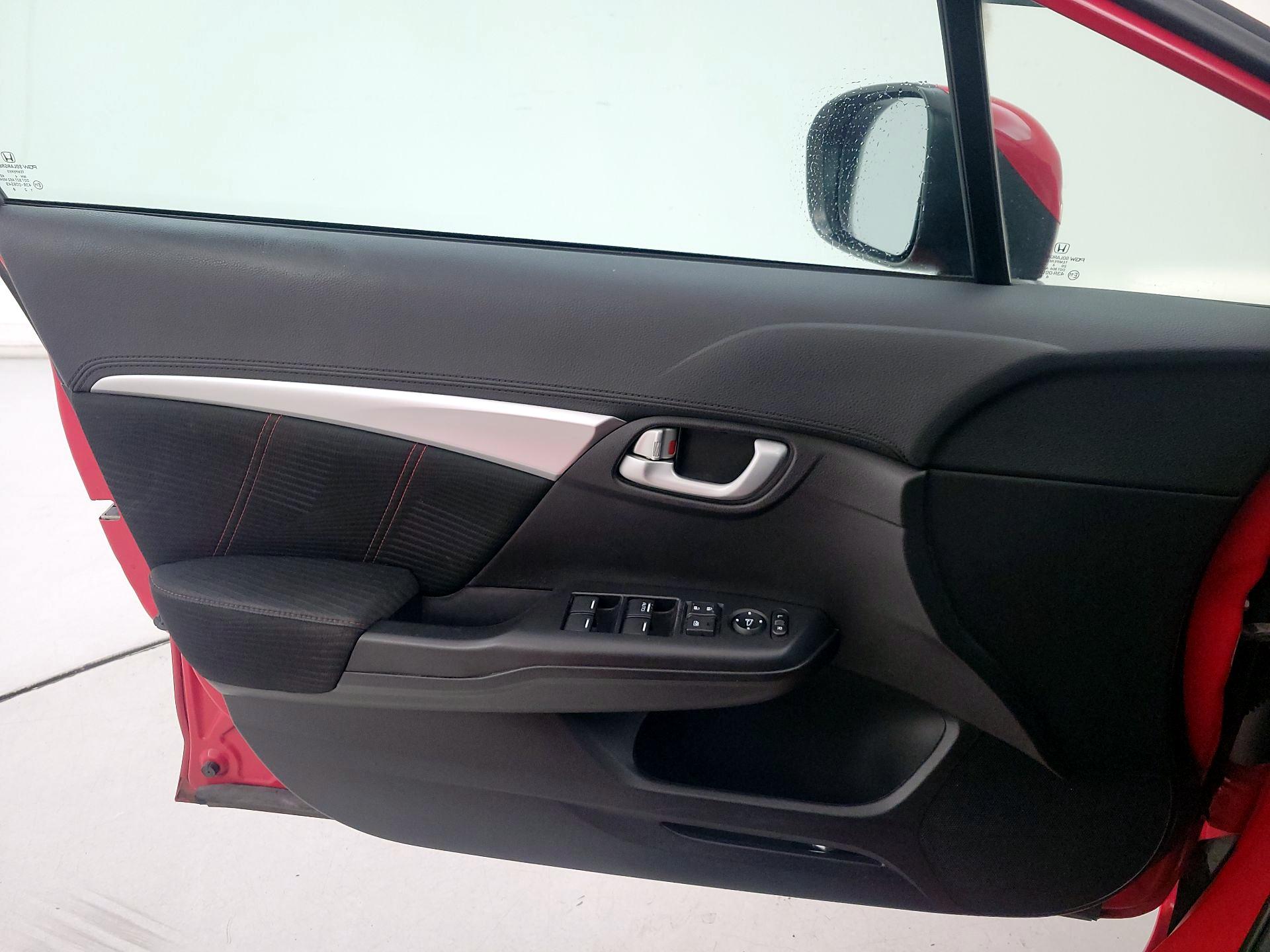 Thumbnail: 2015 Honda Civic - 12