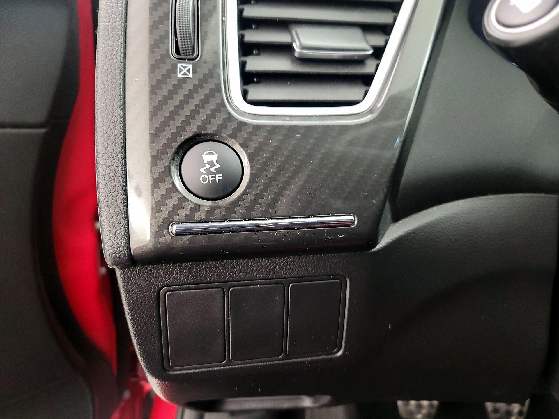 Thumbnail: 2015 Honda Civic - 13