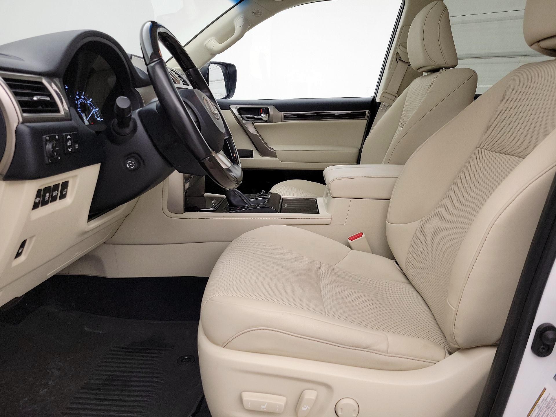 Thumbnail: 2021 Lexus GX - 11