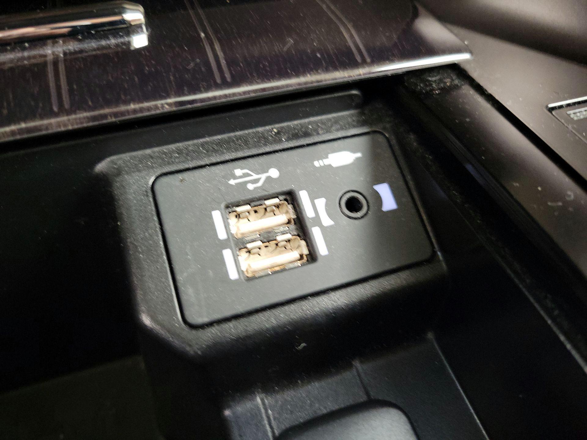 Thumbnail: 2021 Lexus GX - 19