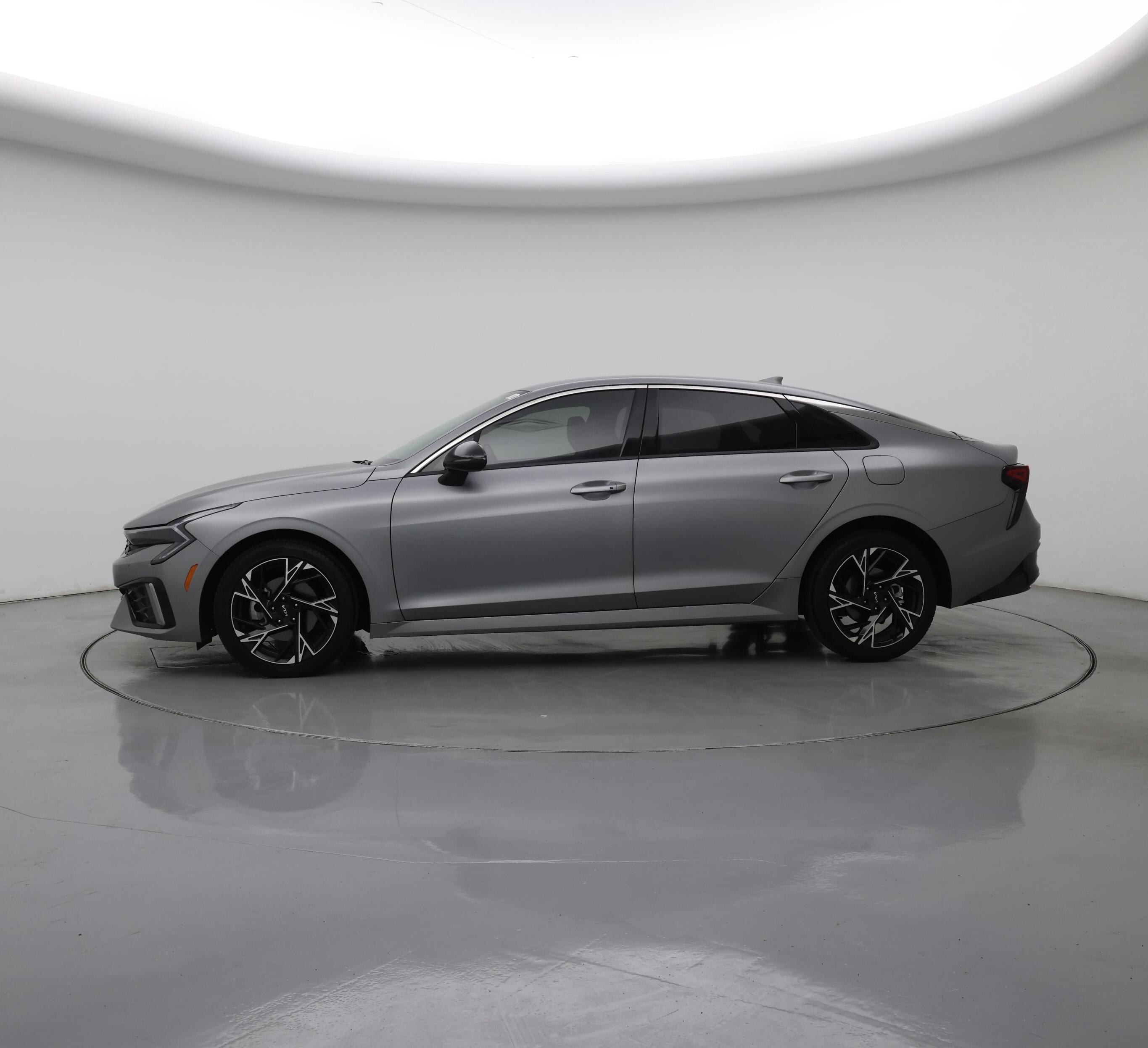 Thumbnail: 2026 Kia K5 - 3