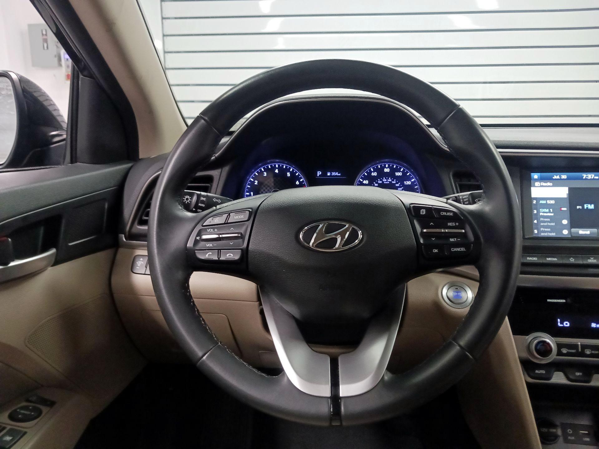Thumbnail: 2020 Hyundai Elantra - 10