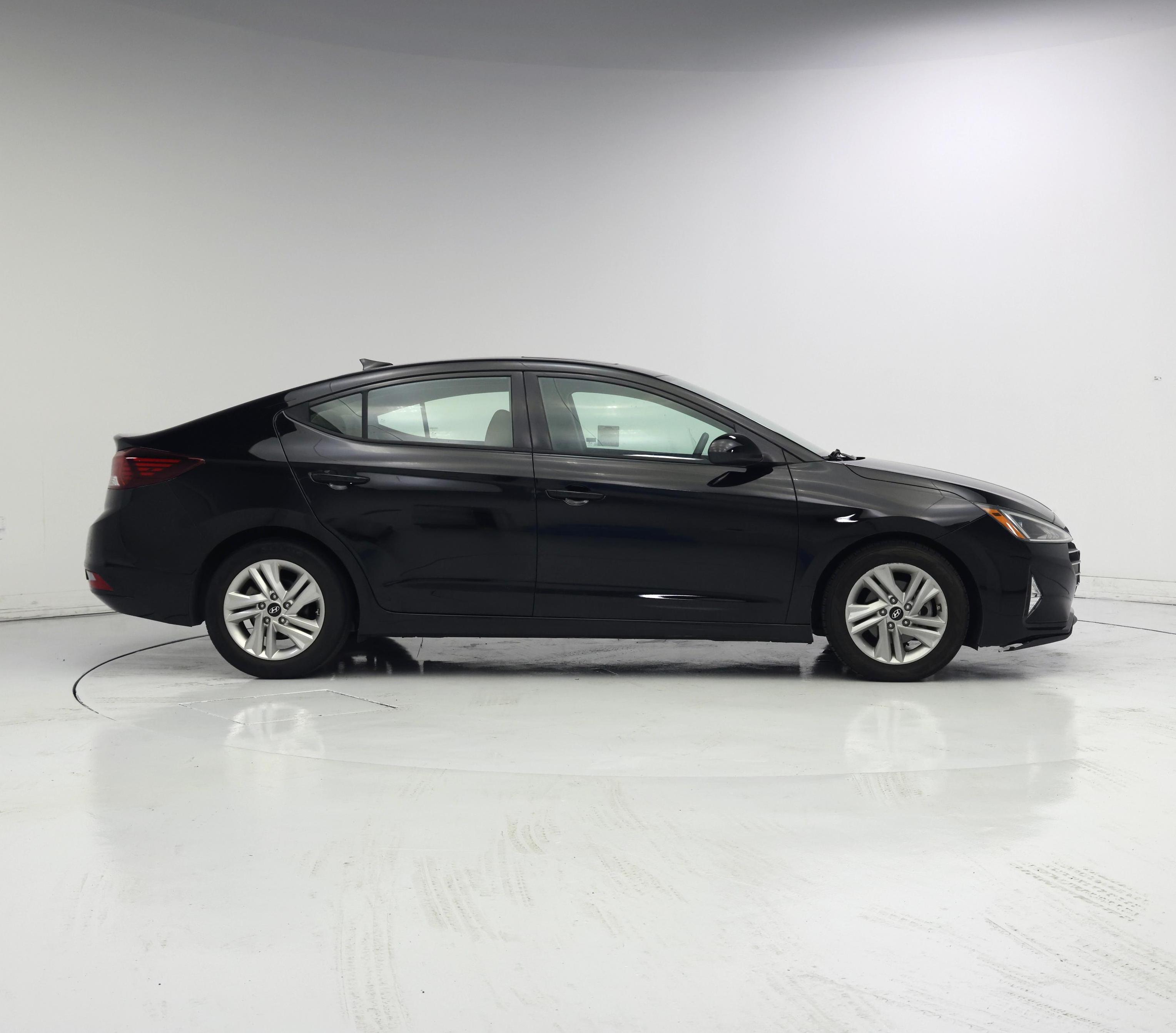 Thumbnail: 2020 Hyundai Elantra - 7