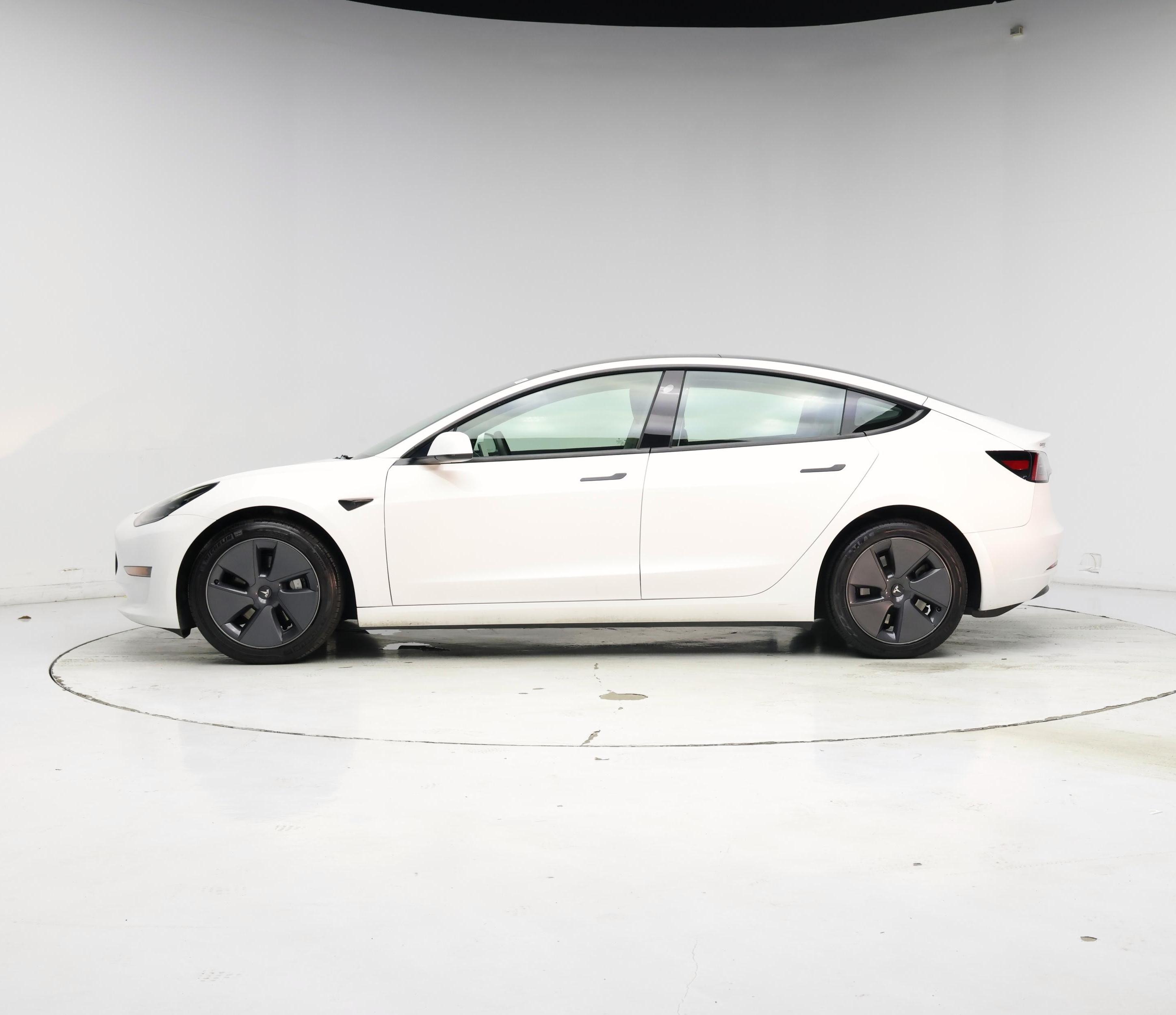 Thumbnail: 2023 Tesla Model 3 - 3