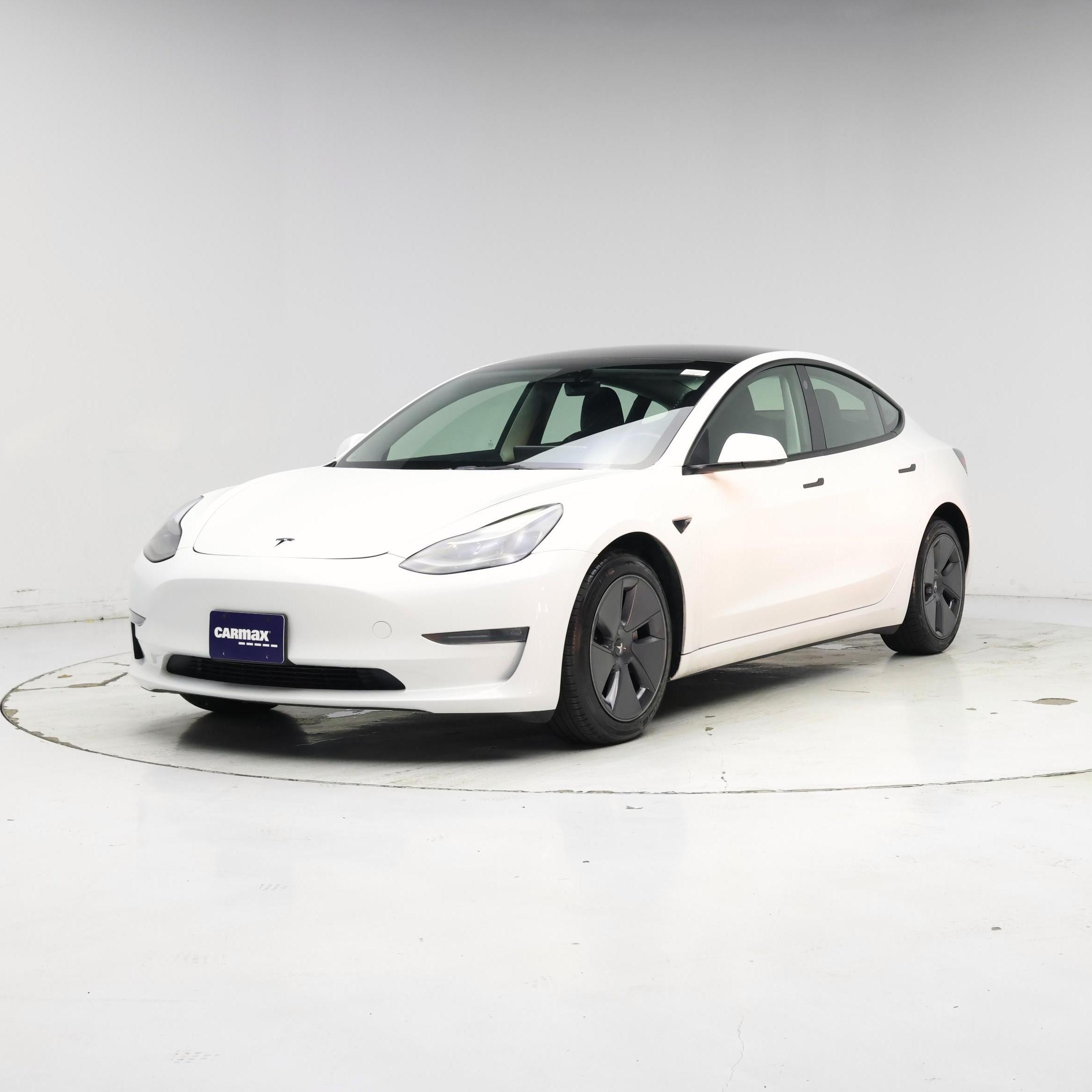 Thumbnail: 2023 Tesla Model 3 - 4