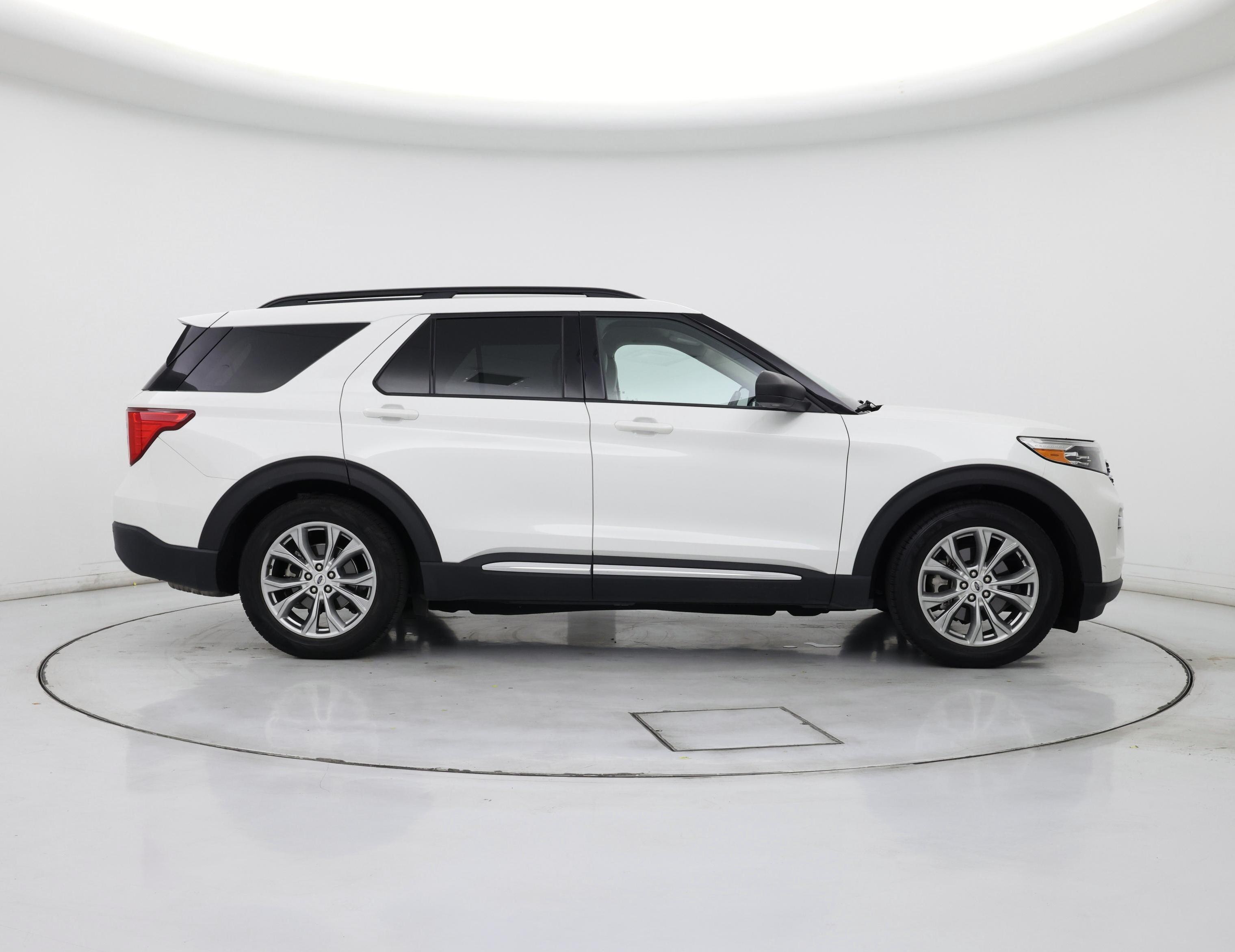 Thumbnail: 2020 Ford Explorer - 7