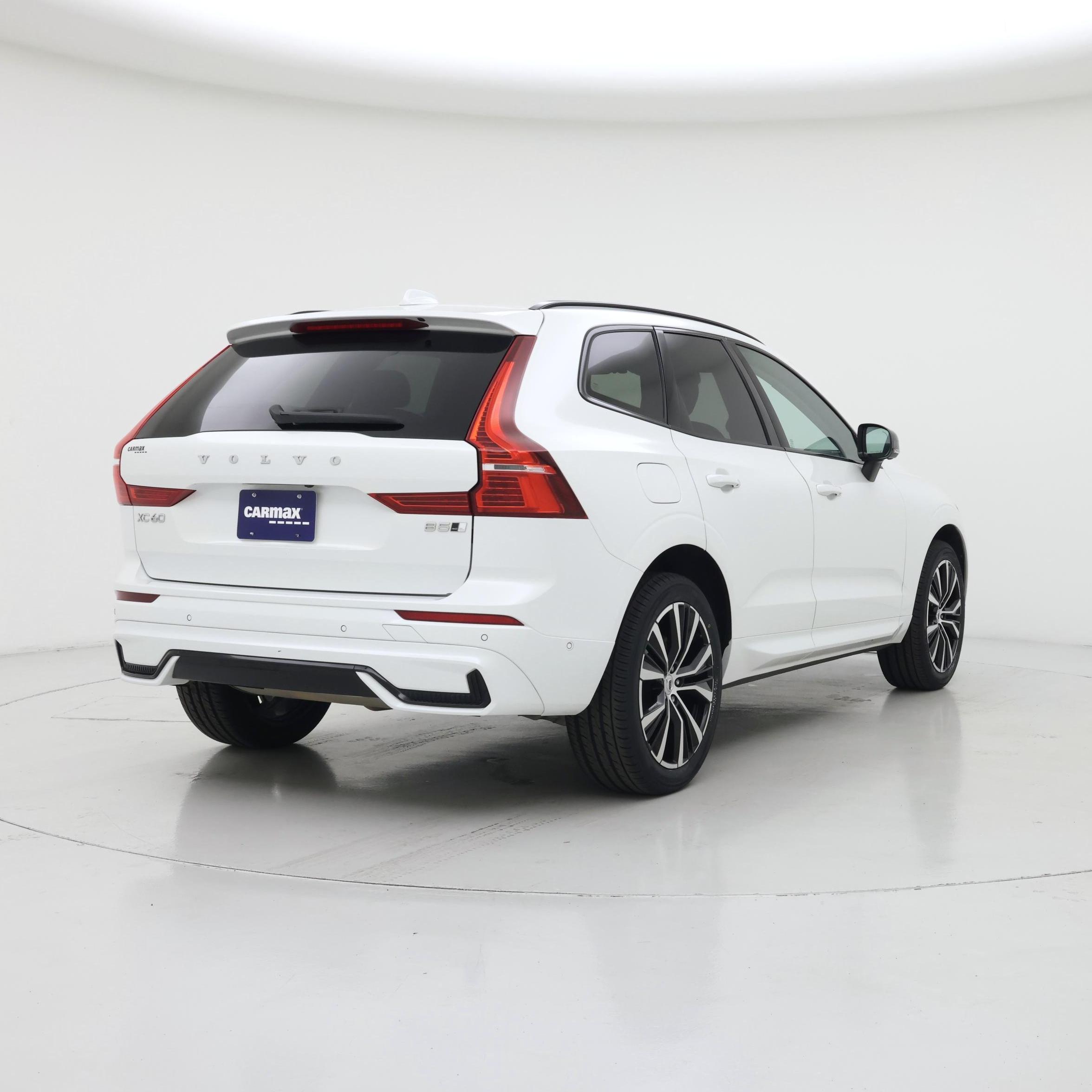 Thumbnail: 2023 Volvo XC60 - 8