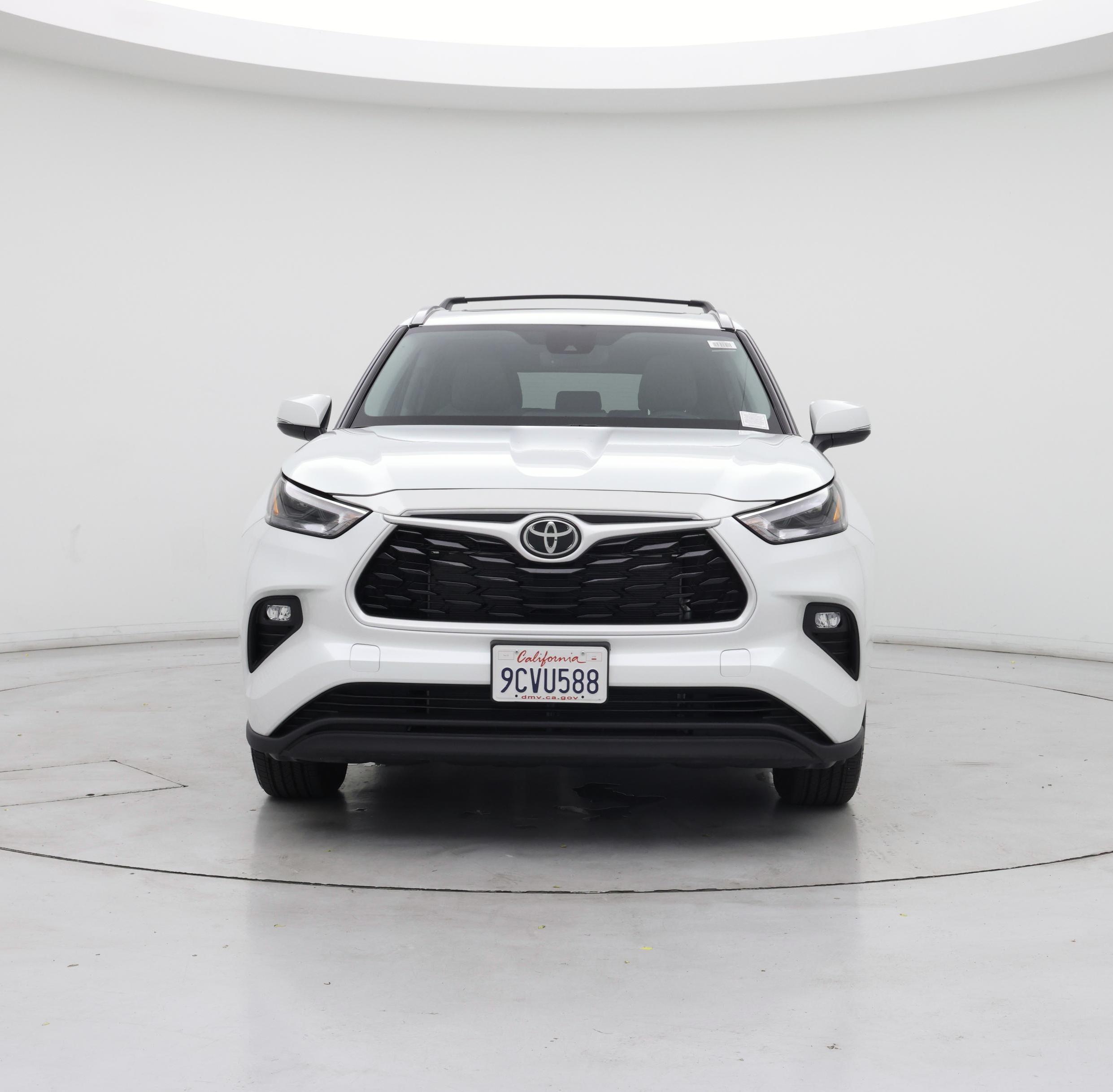 Thumbnail: 2022 Toyota Highlander - 5