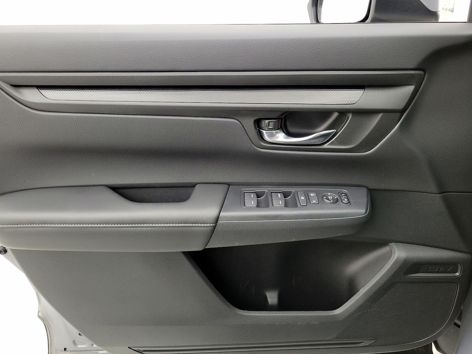 2025 Honda CR-V LX - Photo 13
