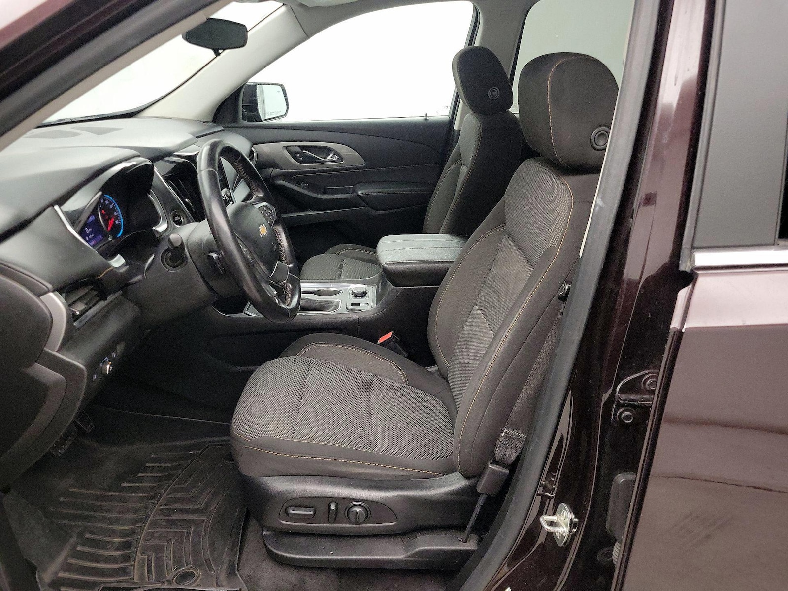 2020 Chevrolet Traverse 1LT - Photo 12