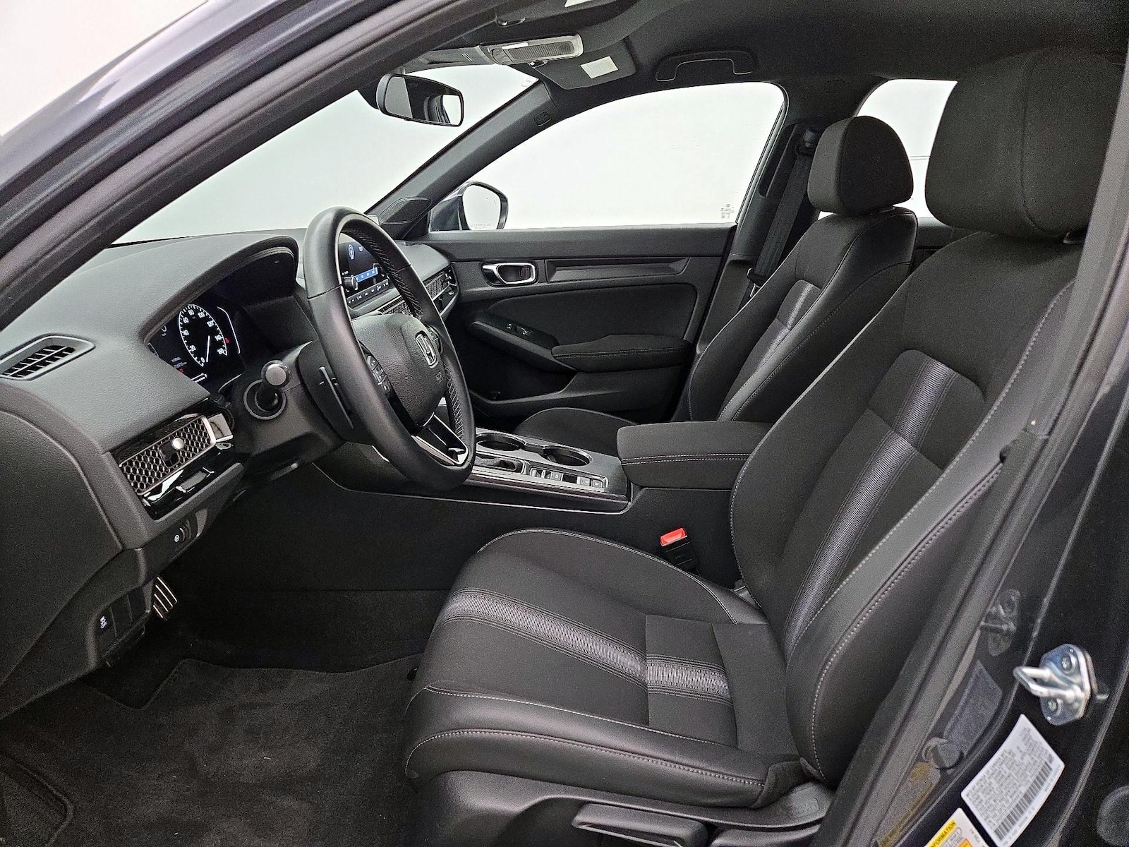 2025 Honda Civic Sport - Photo 12