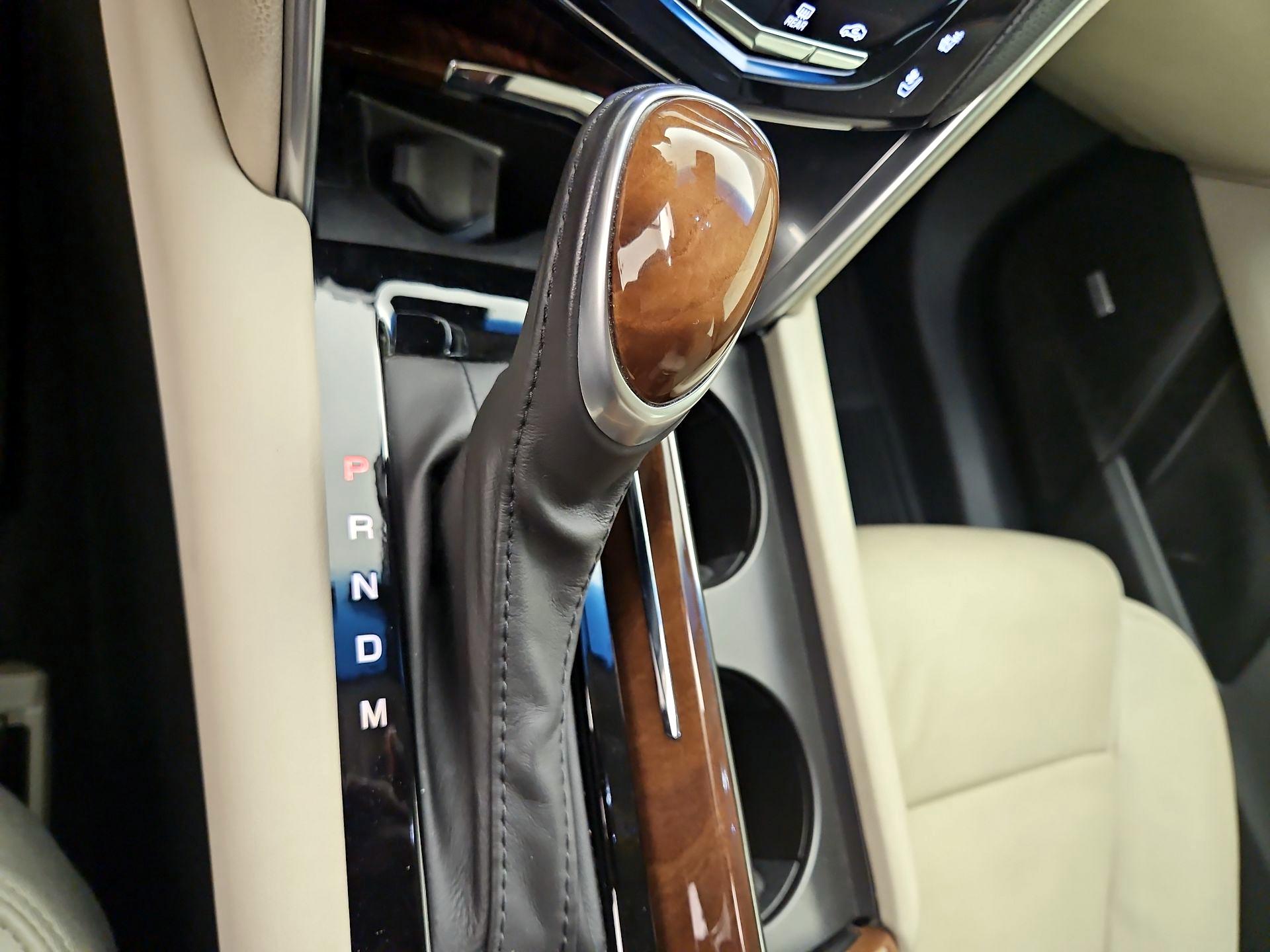 Thumbnail: 2018 Cadillac XTS - 18