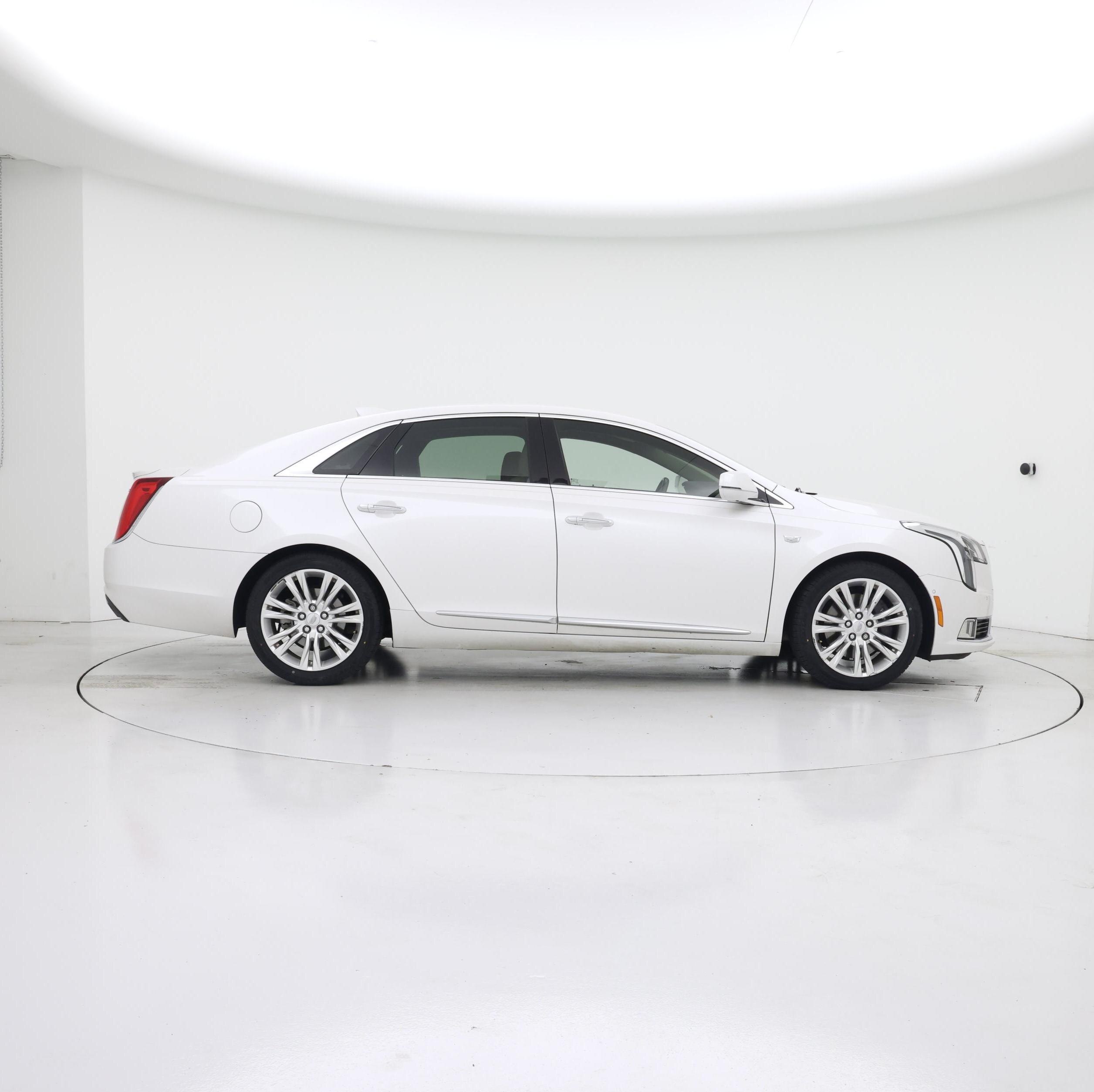 Thumbnail: 2018 Cadillac XTS - 7