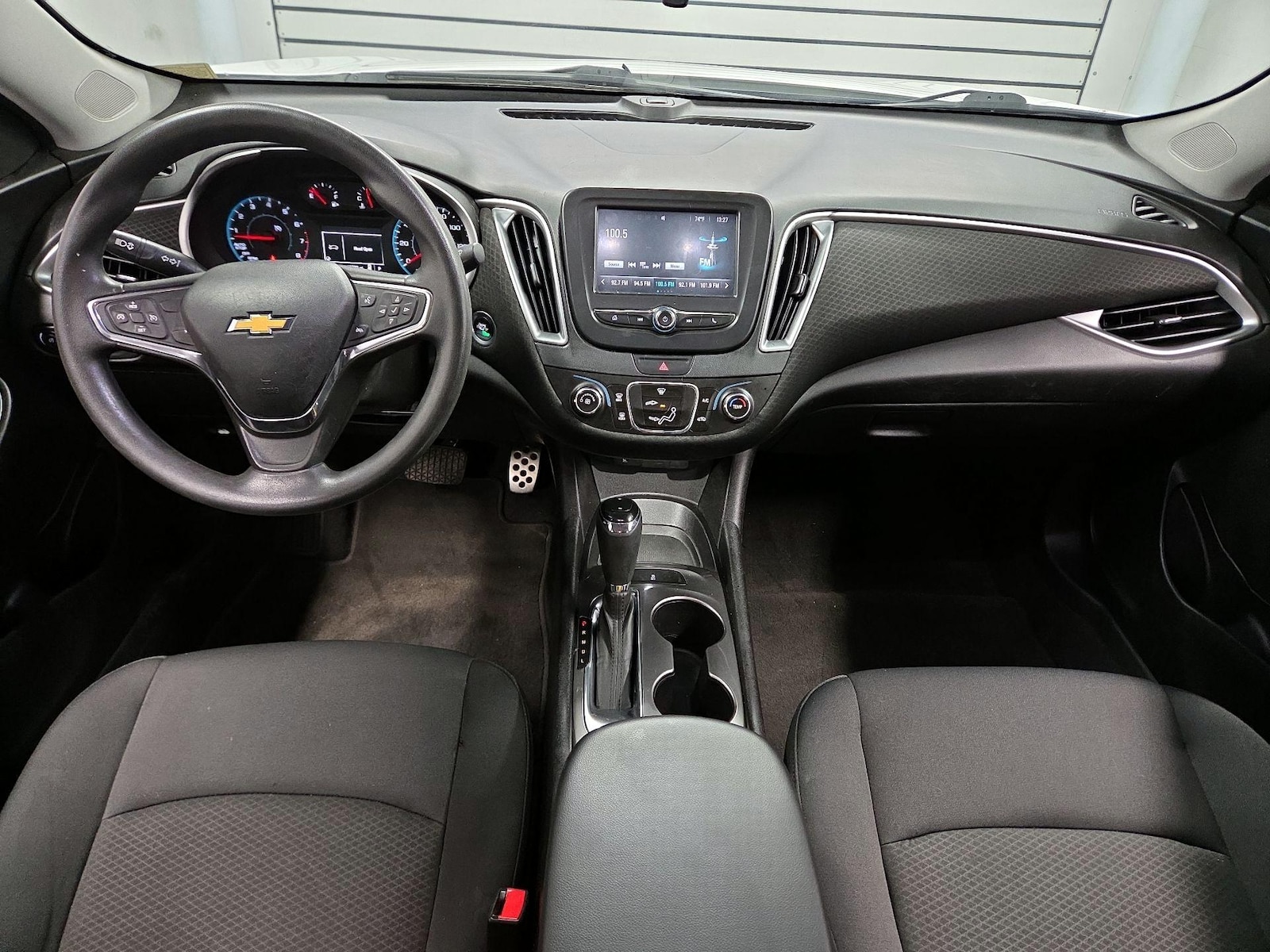 2016 Chevrolet Malibu 1LS - Photo 10