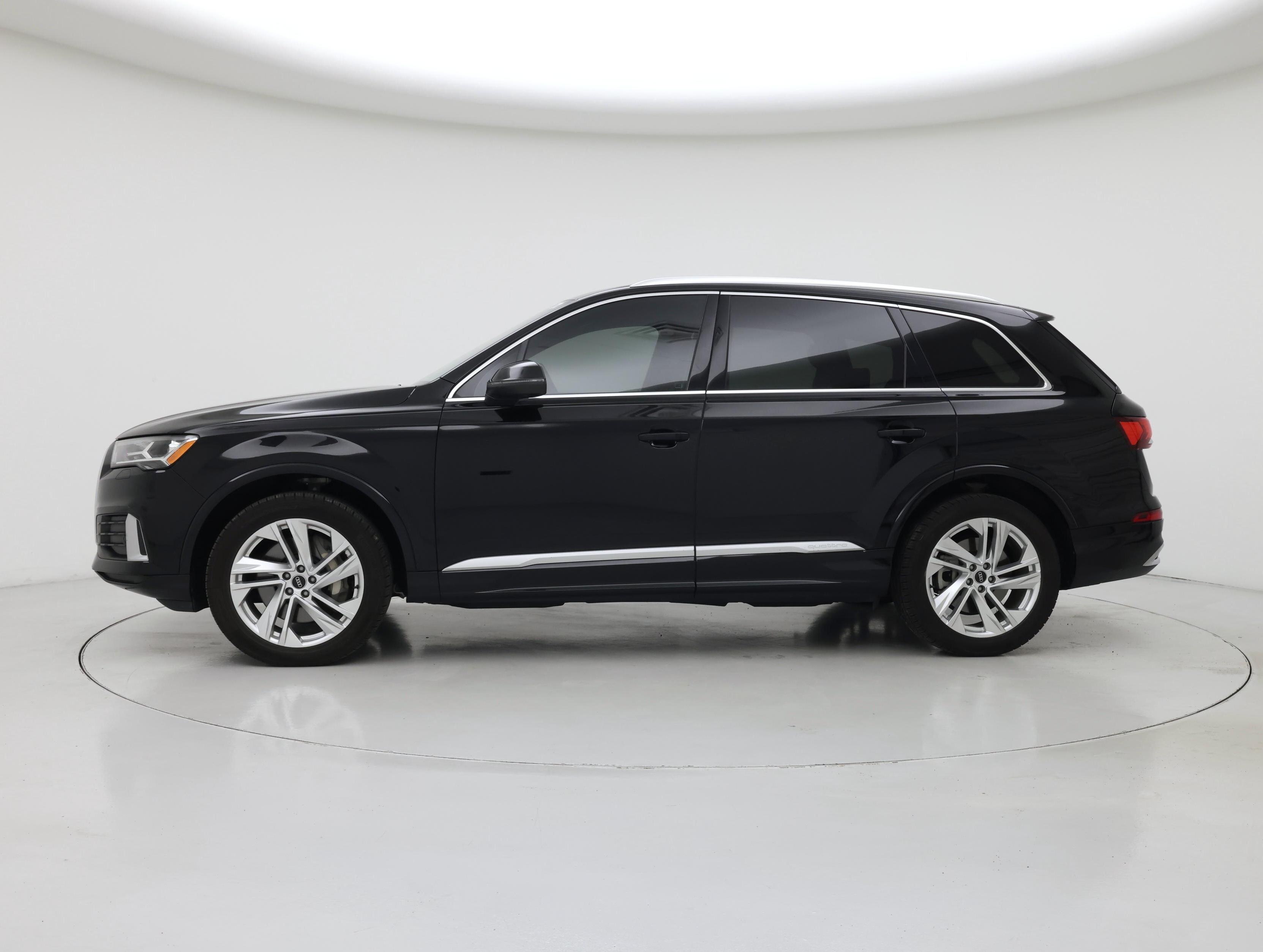 Thumbnail: 2021 Audi Q7 - 3
