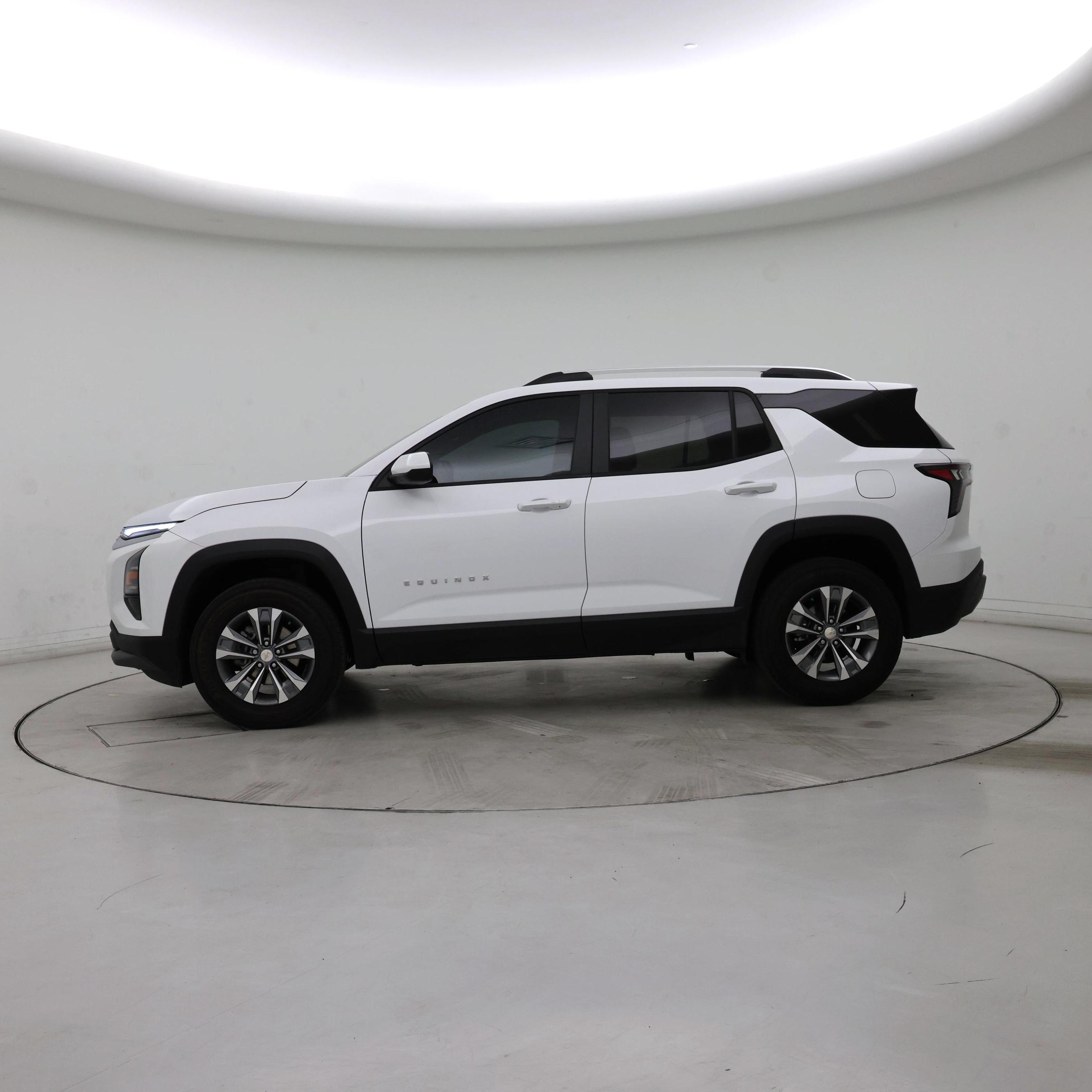 Thumbnail: 2025 Chevrolet Equinox - 3