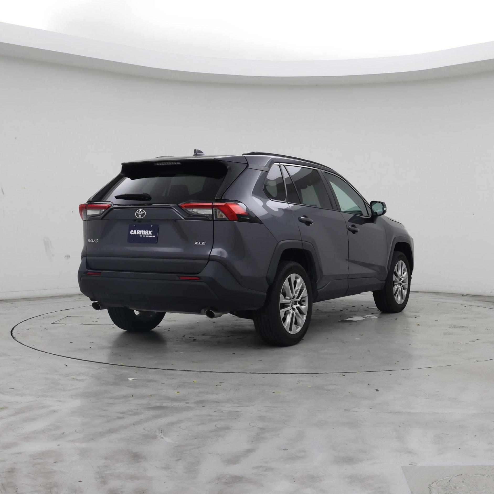 Thumbnail: 2023 Toyota RAV4 - 8