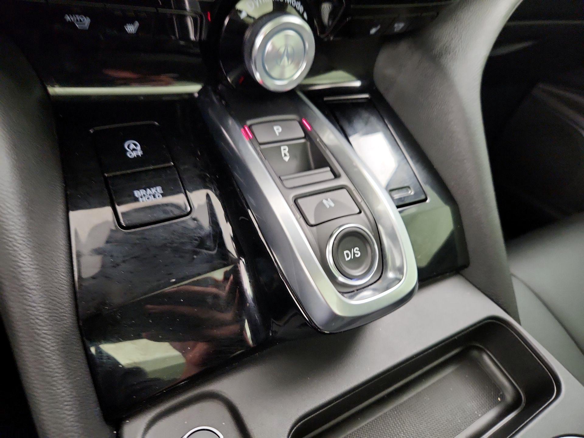 Thumbnail: 2025 Acura MDX - 17