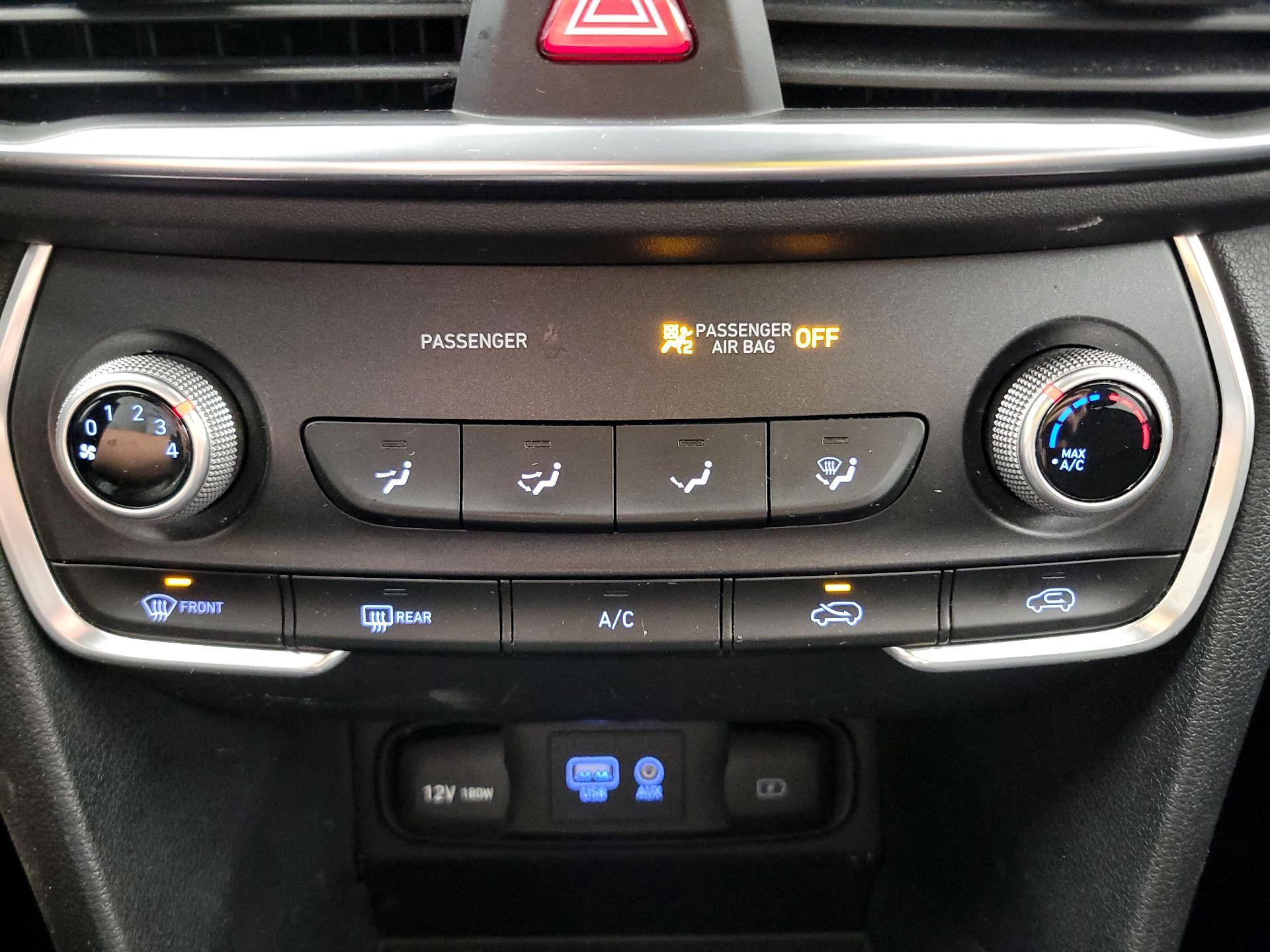 Thumbnail: 2019 Hyundai Santa Fe - 16