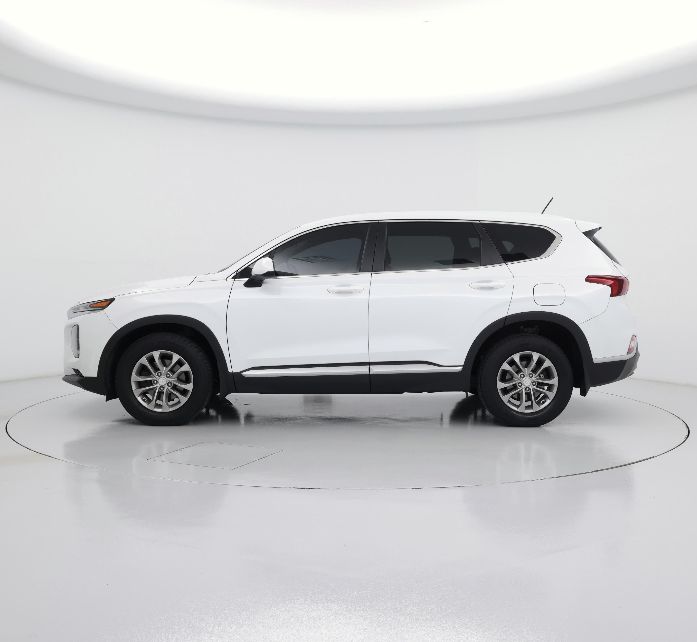 Thumbnail: 2019 Hyundai Santa Fe - 3