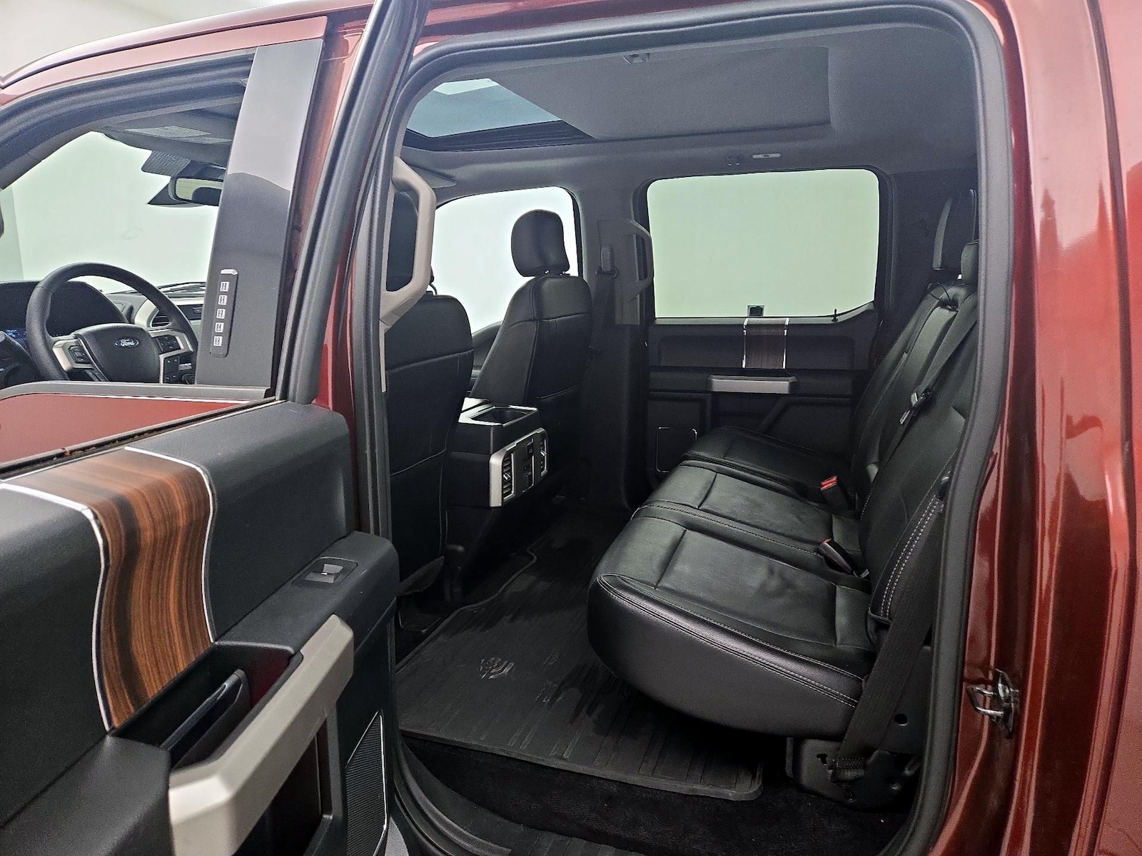 2015 Ford F-150 Lariat - Photo 21