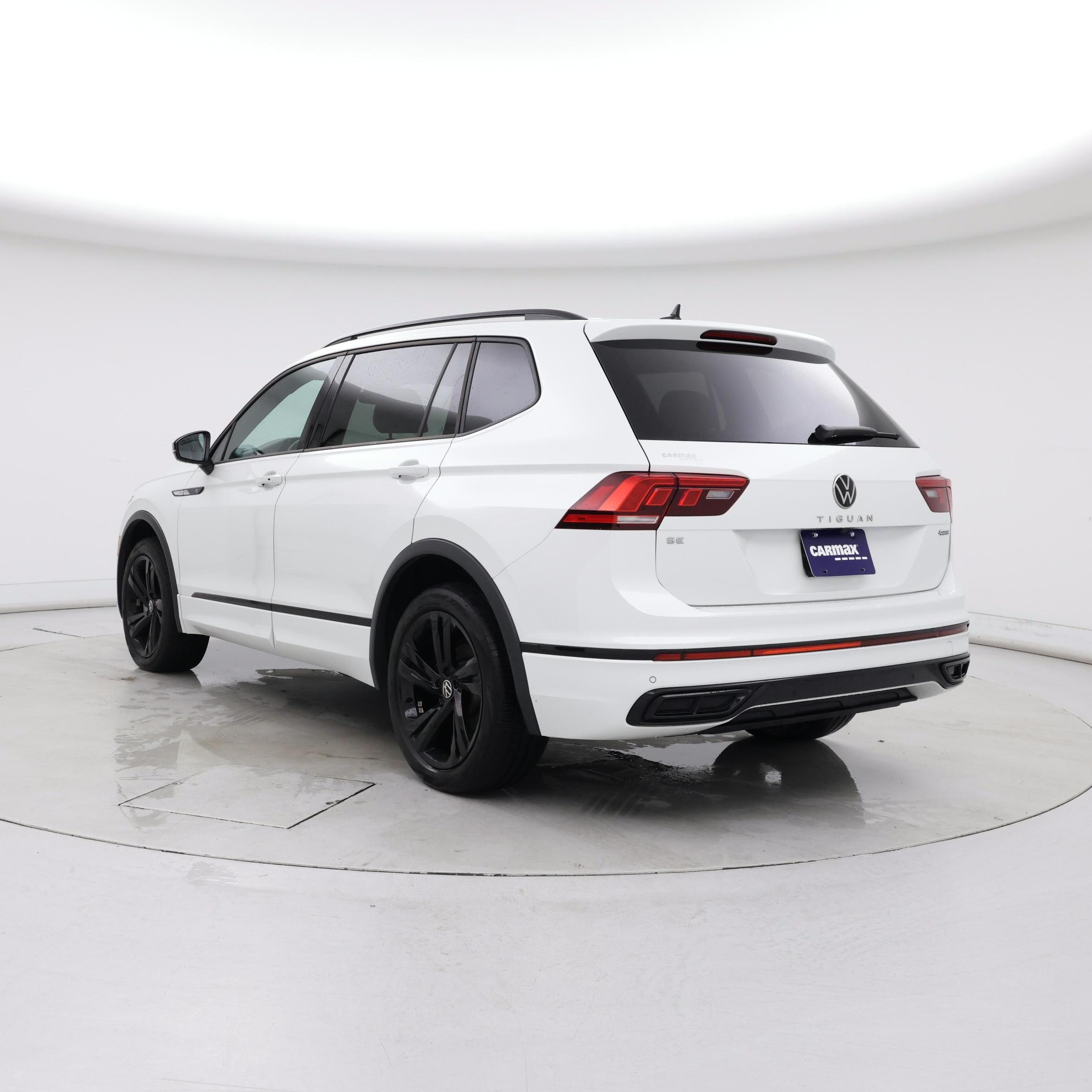 Thumbnail: 2024 Volkswagen Tiguan - 2