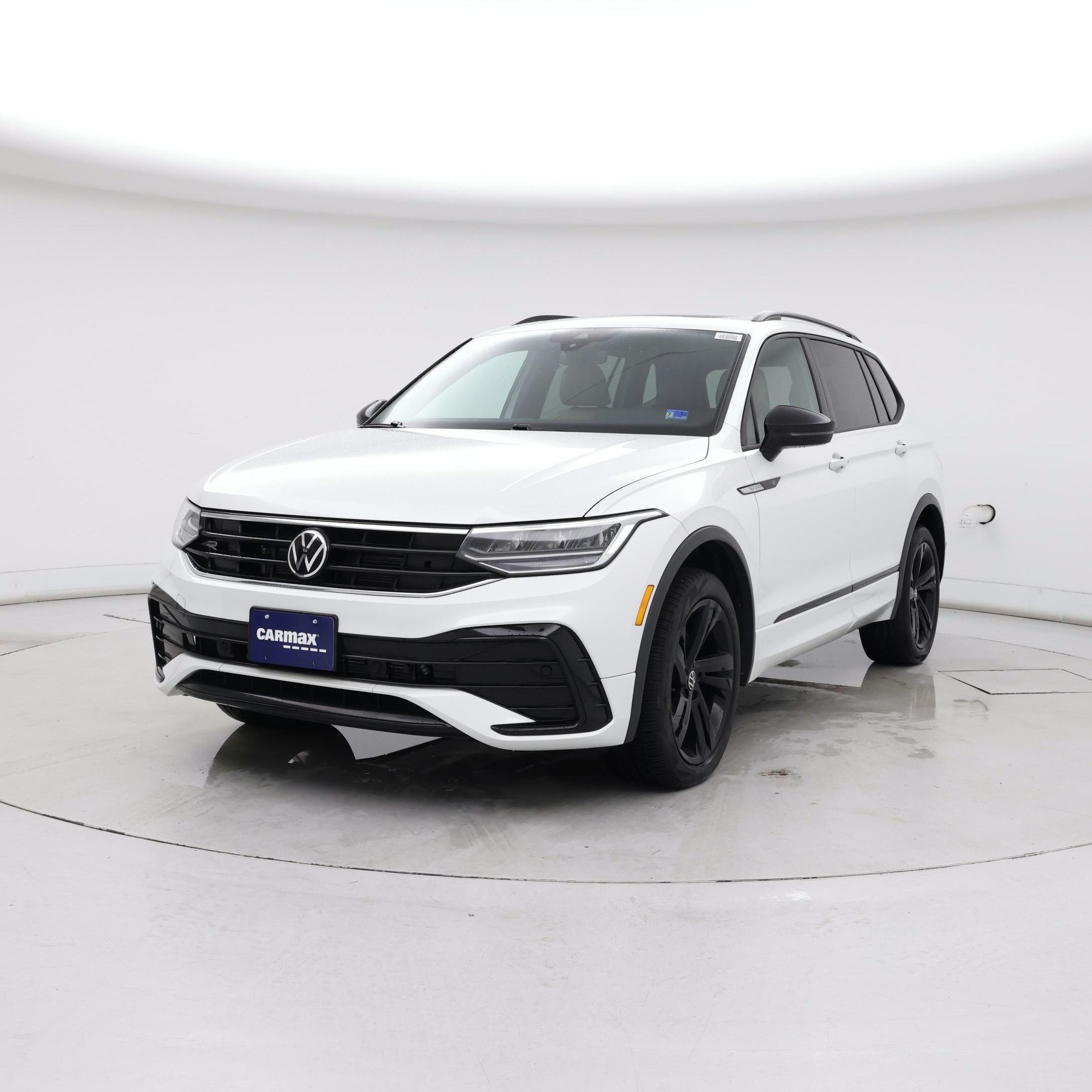 Thumbnail: 2024 Volkswagen Tiguan - 4