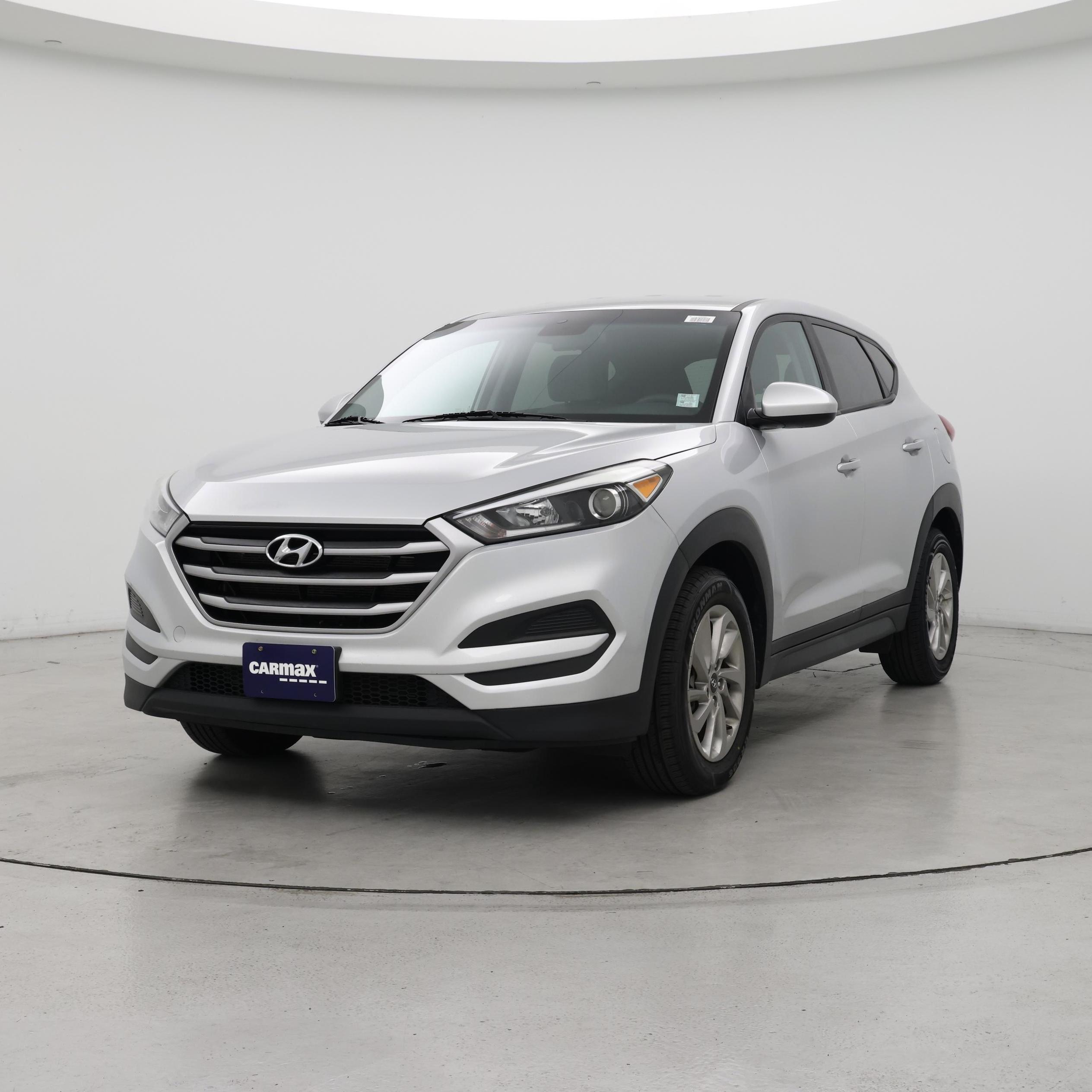 Thumbnail: 2017 Hyundai Tucson - 4