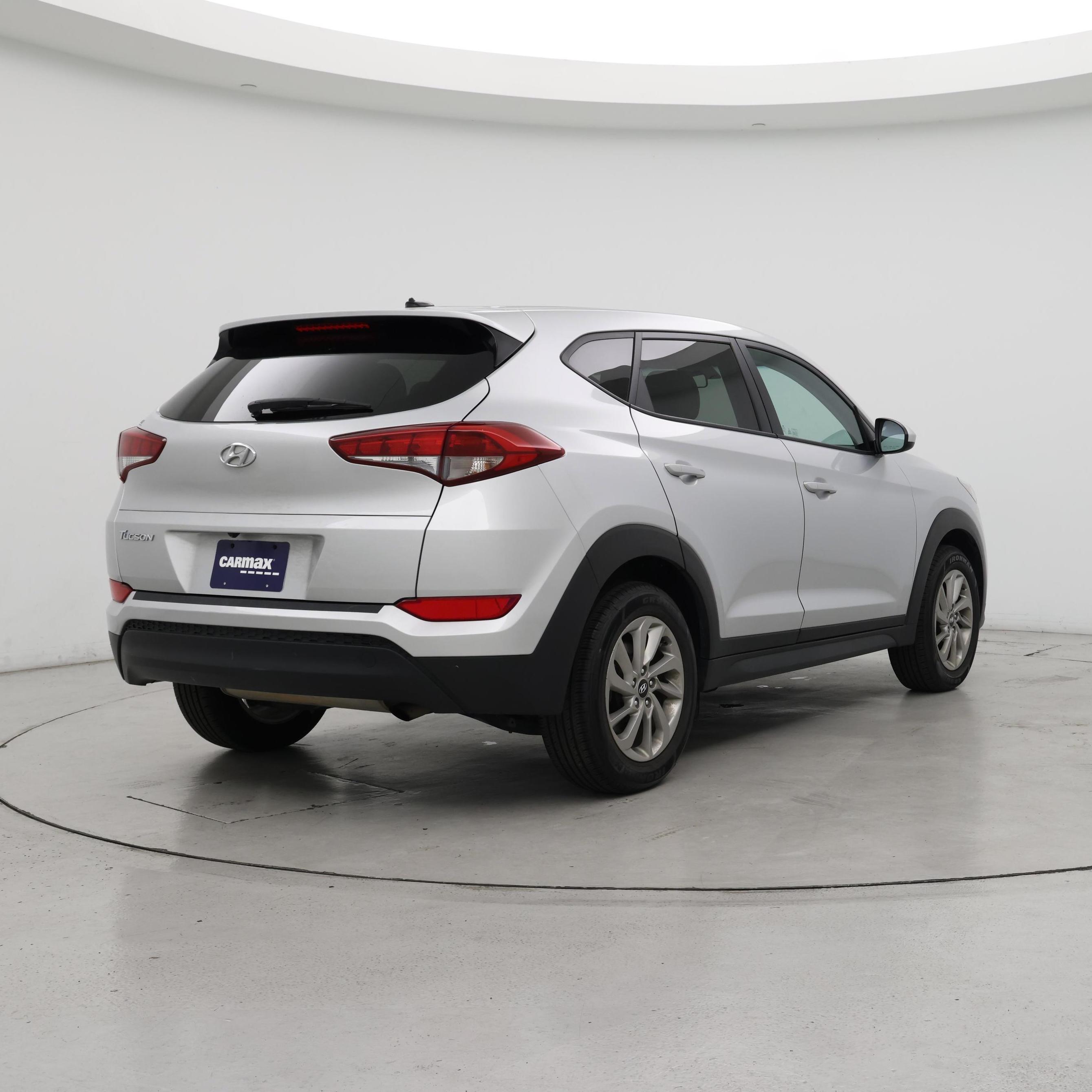 Thumbnail: 2017 Hyundai Tucson - 8