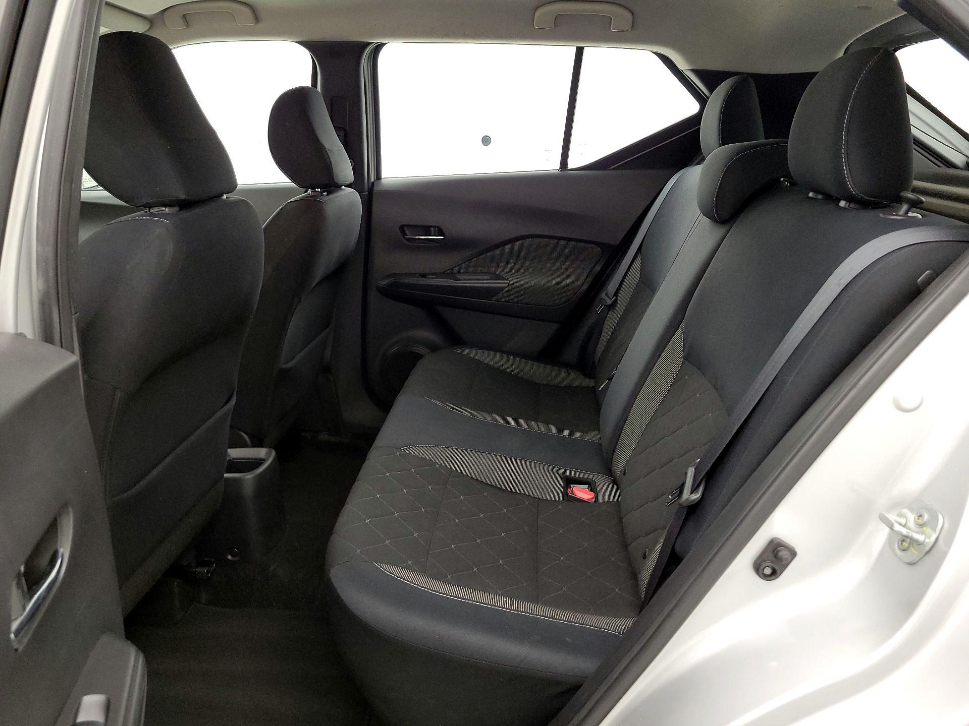 Thumbnail: 2018 Nissan Kicks - 19