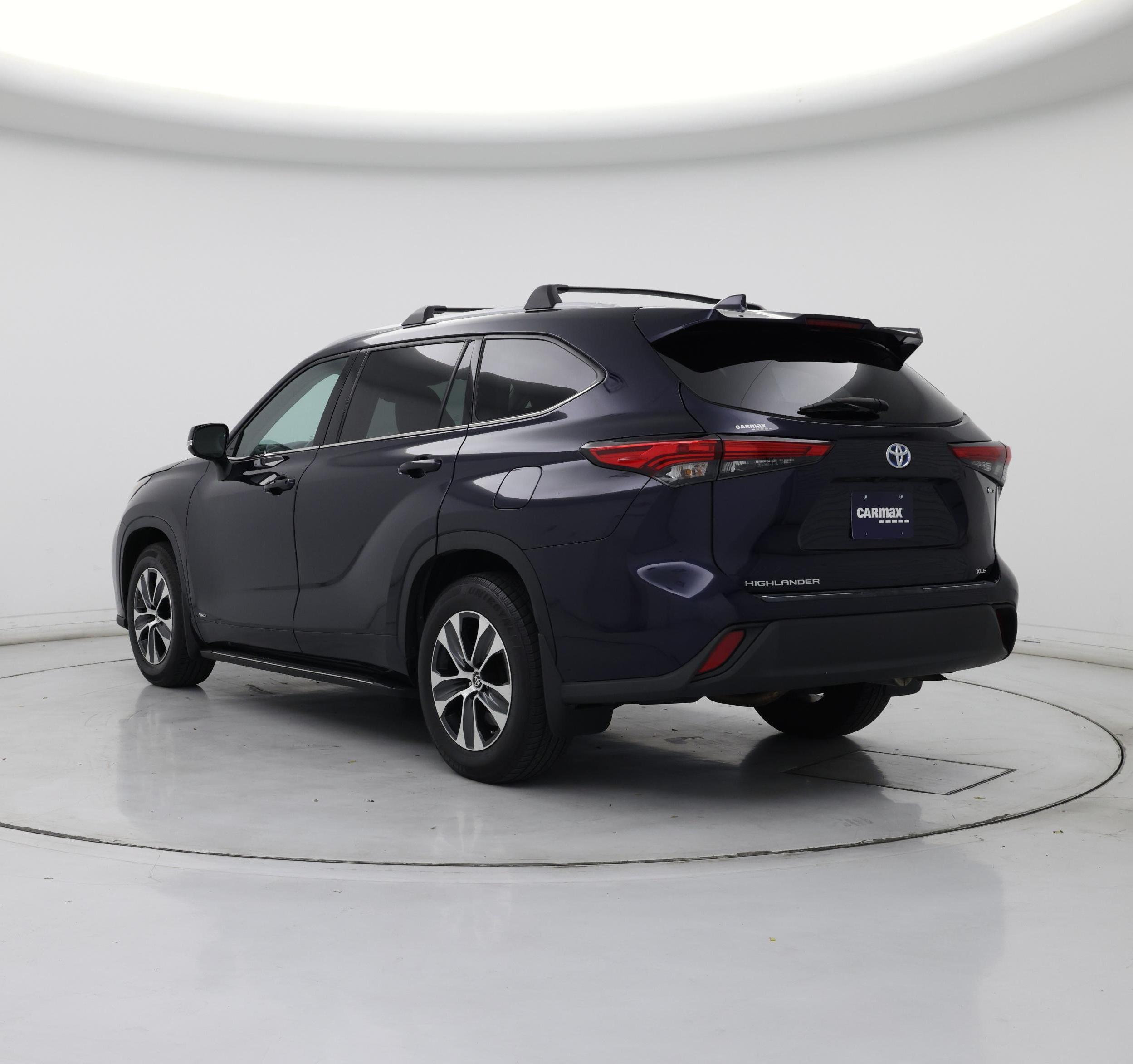 Thumbnail: 2022 Toyota Highlander - 2