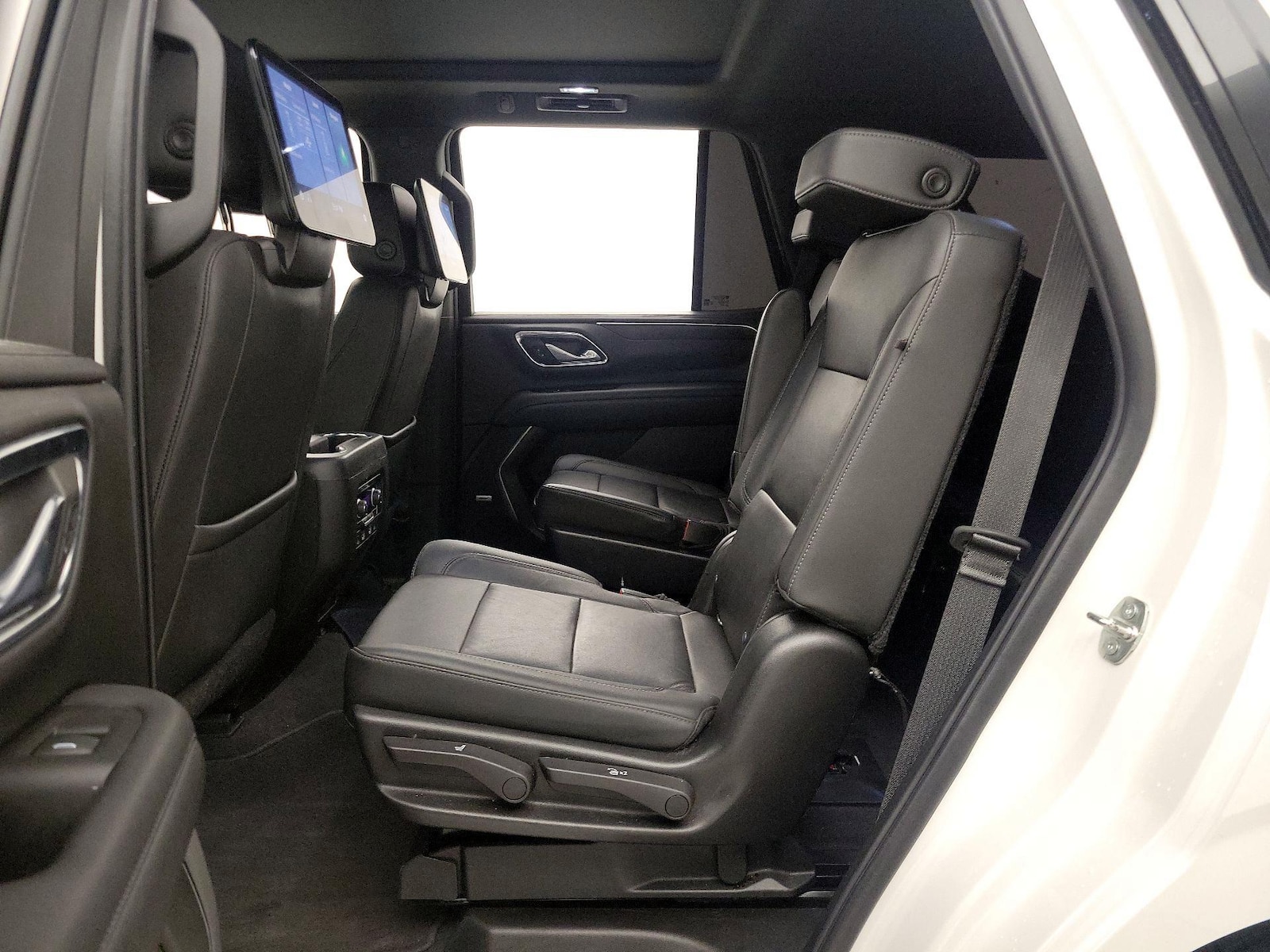 2021 Chevrolet Tahoe Z71 - Photo 22