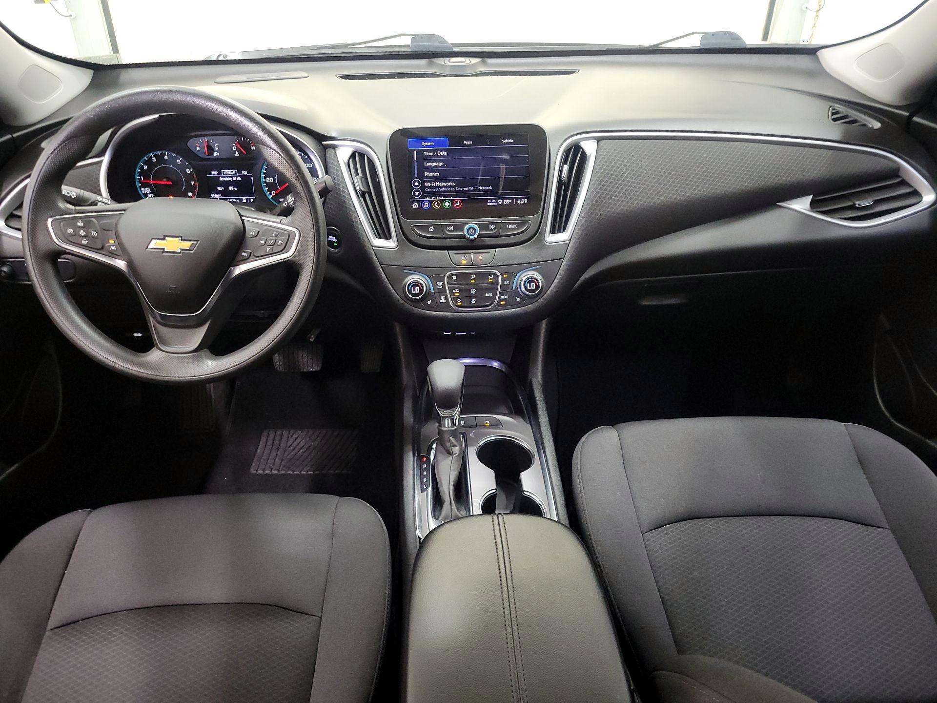 Thumbnail: 2024 Chevrolet Malibu - 9