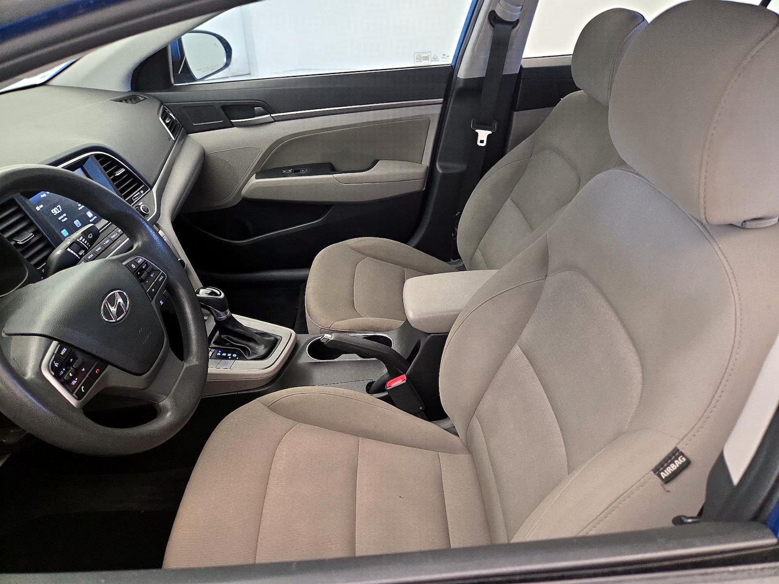 2018 Hyundai Elantra SEL - Photo 12