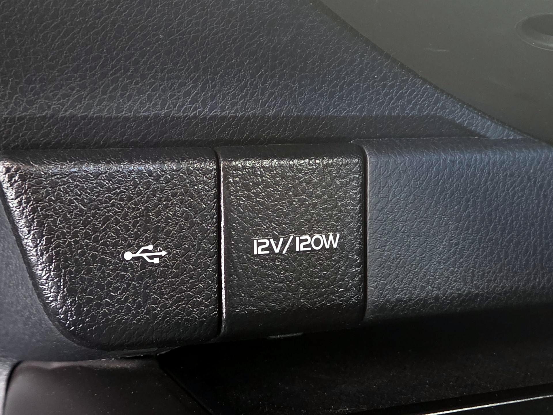 Thumbnail: 2024 Toyota Camry - 18
