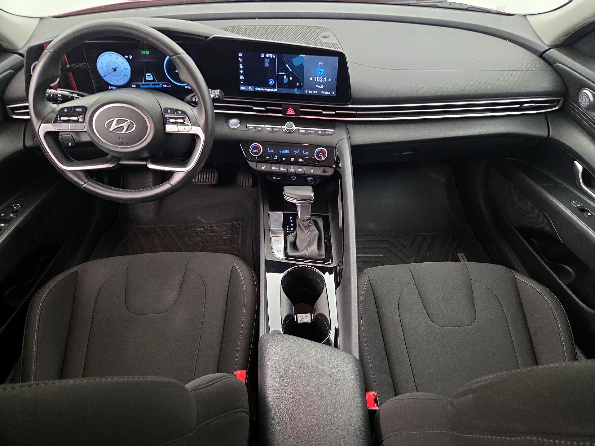 Thumbnail: 2023 Hyundai Elantra - 9