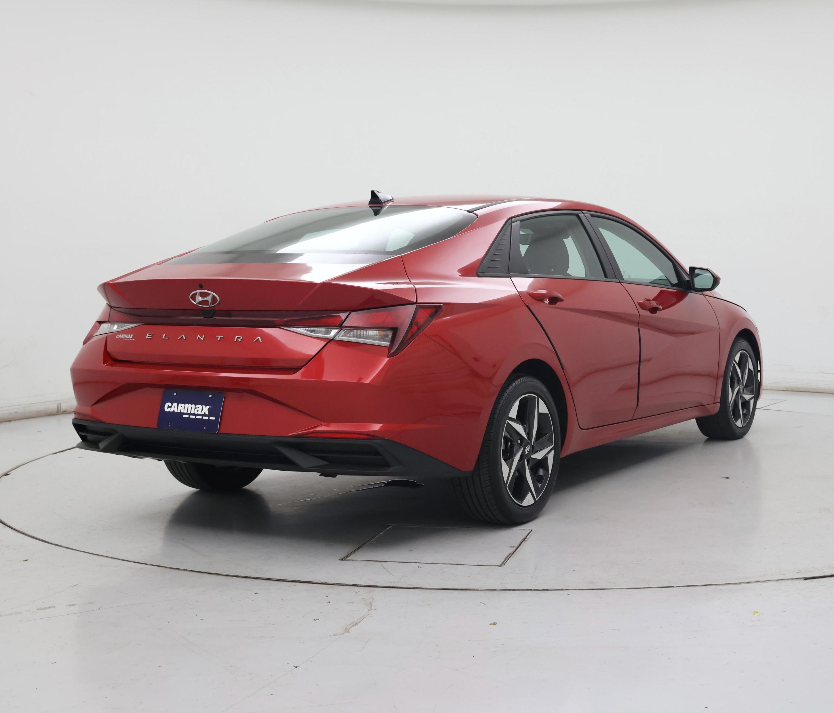 Thumbnail: 2023 Hyundai Elantra - 8