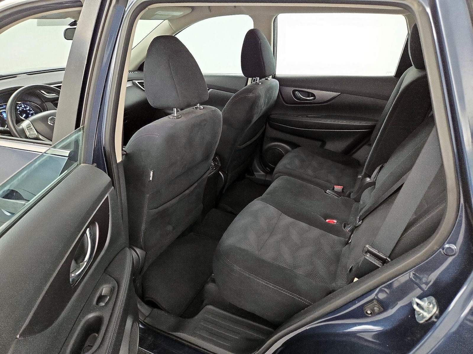2016 Nissan Rogue S - Photo 20