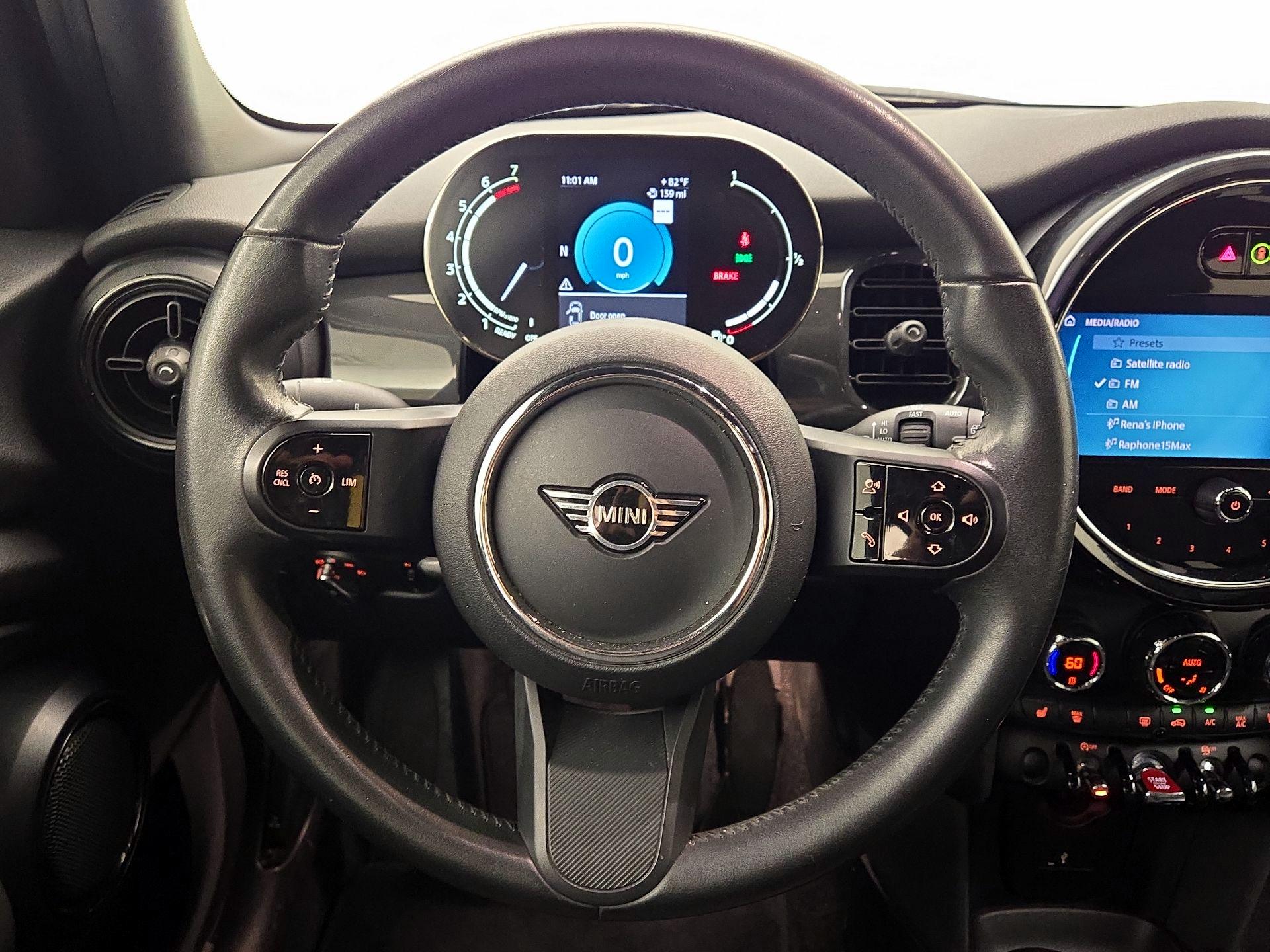 Thumbnail: 2022 MINI Cooper Hardtop - 10