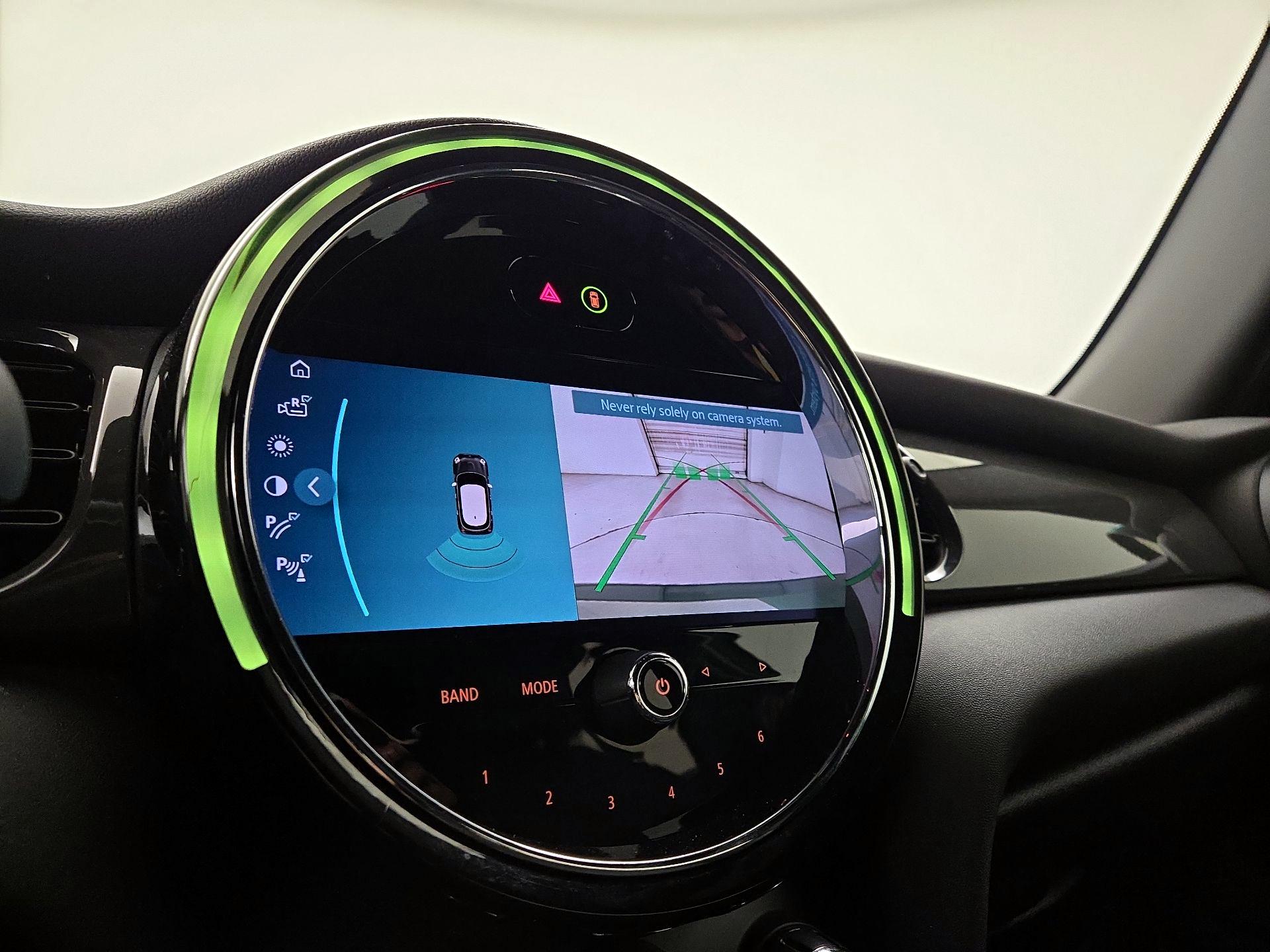Thumbnail: 2022 MINI Cooper Hardtop - 14