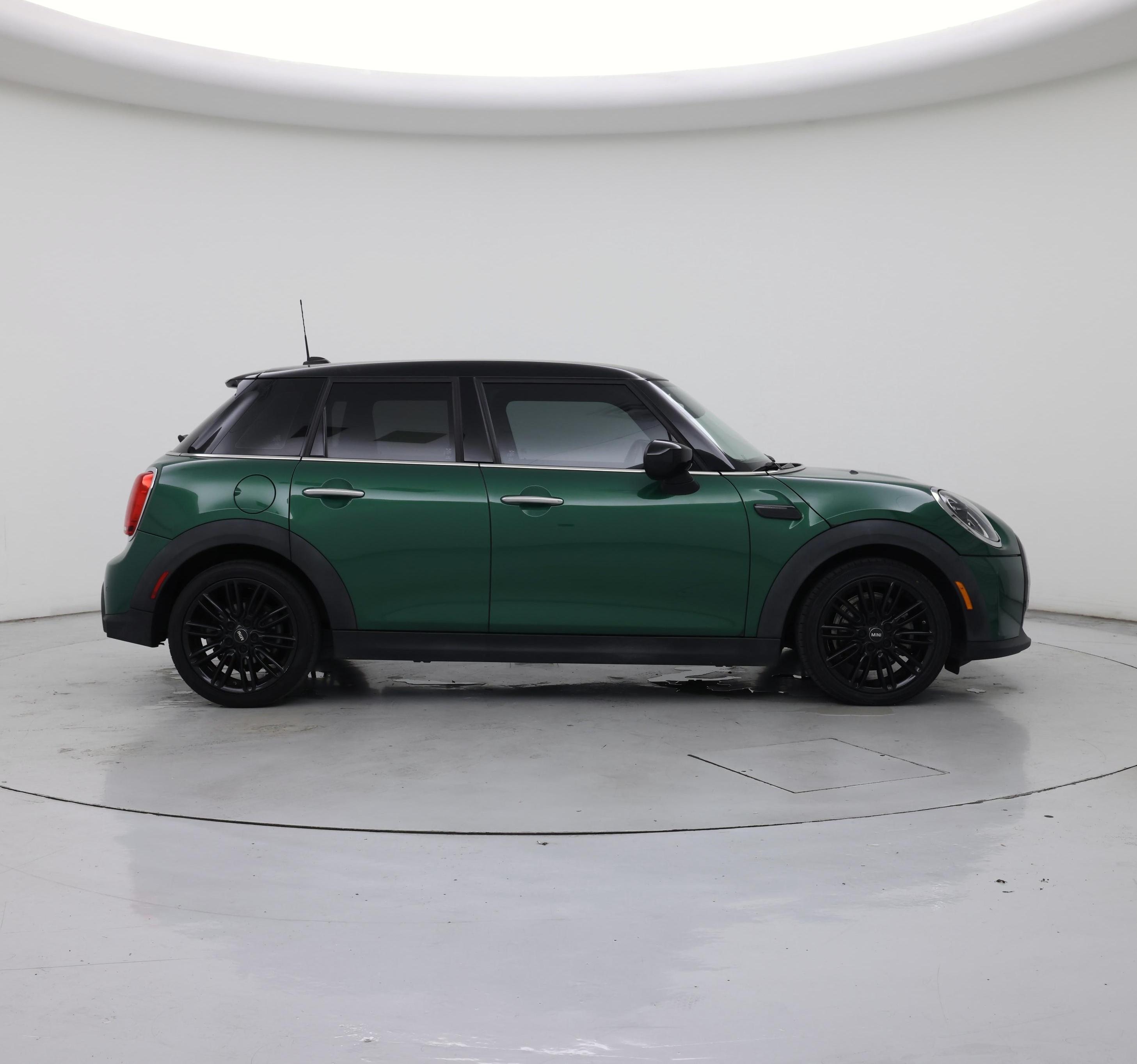 Thumbnail: 2022 MINI Cooper Hardtop - 7