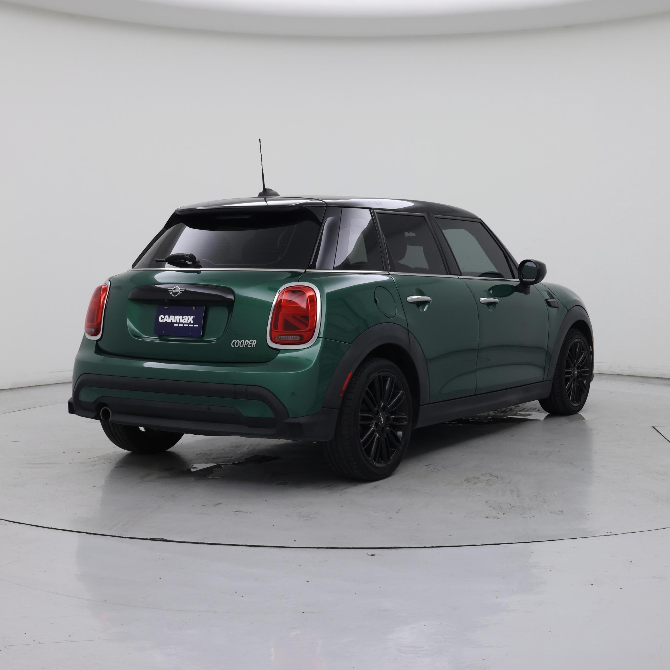 Thumbnail: 2022 MINI Cooper Hardtop - 8