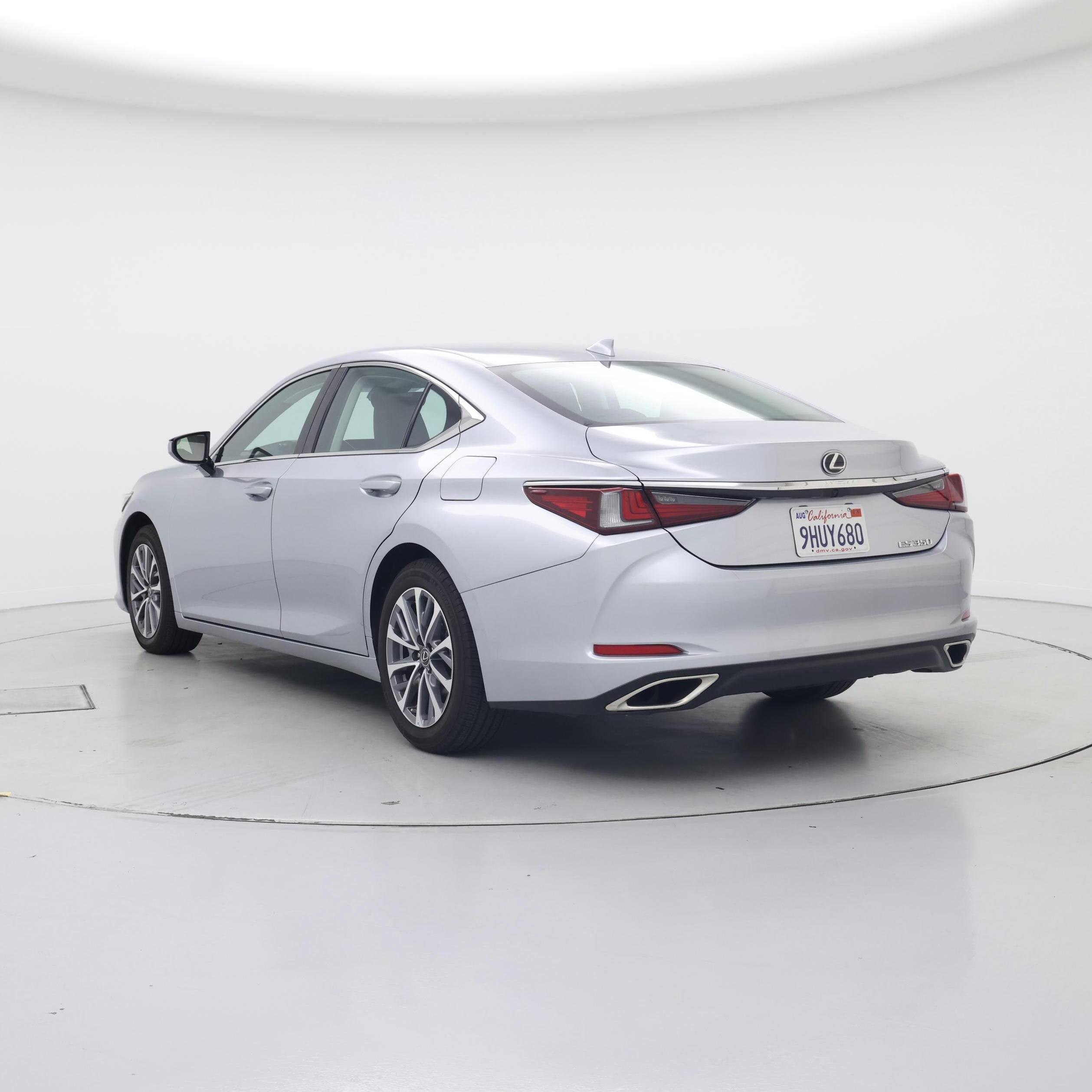Thumbnail: 2024 Lexus ES - 2
