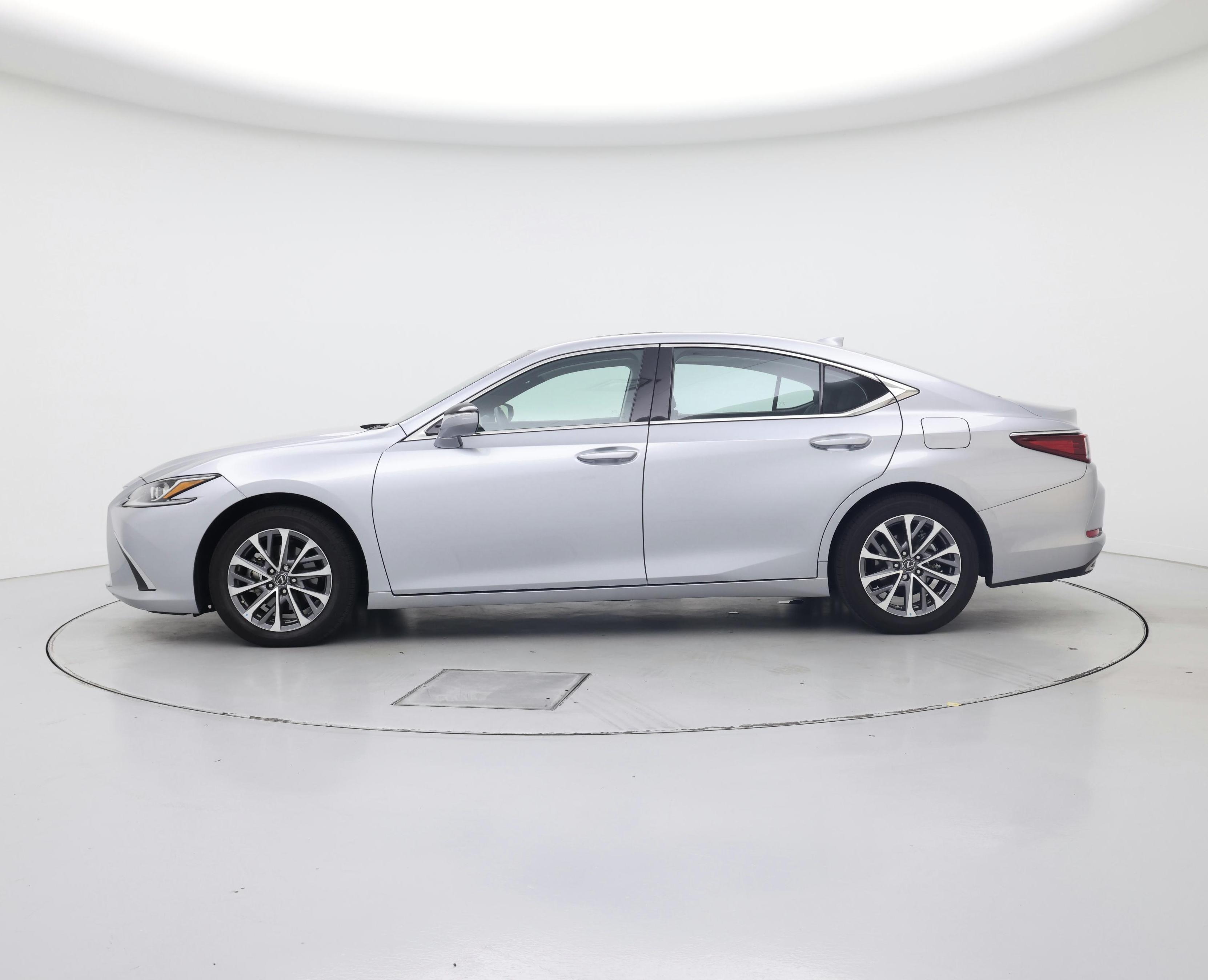 Thumbnail: 2024 Lexus ES - 3