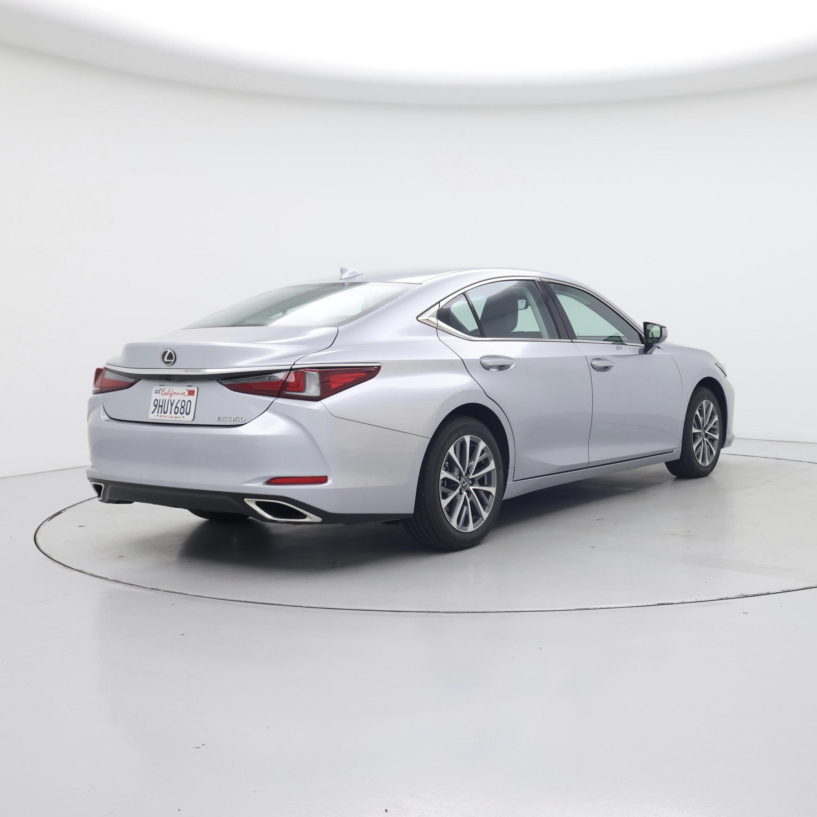 Thumbnail: 2024 Lexus ES - 8