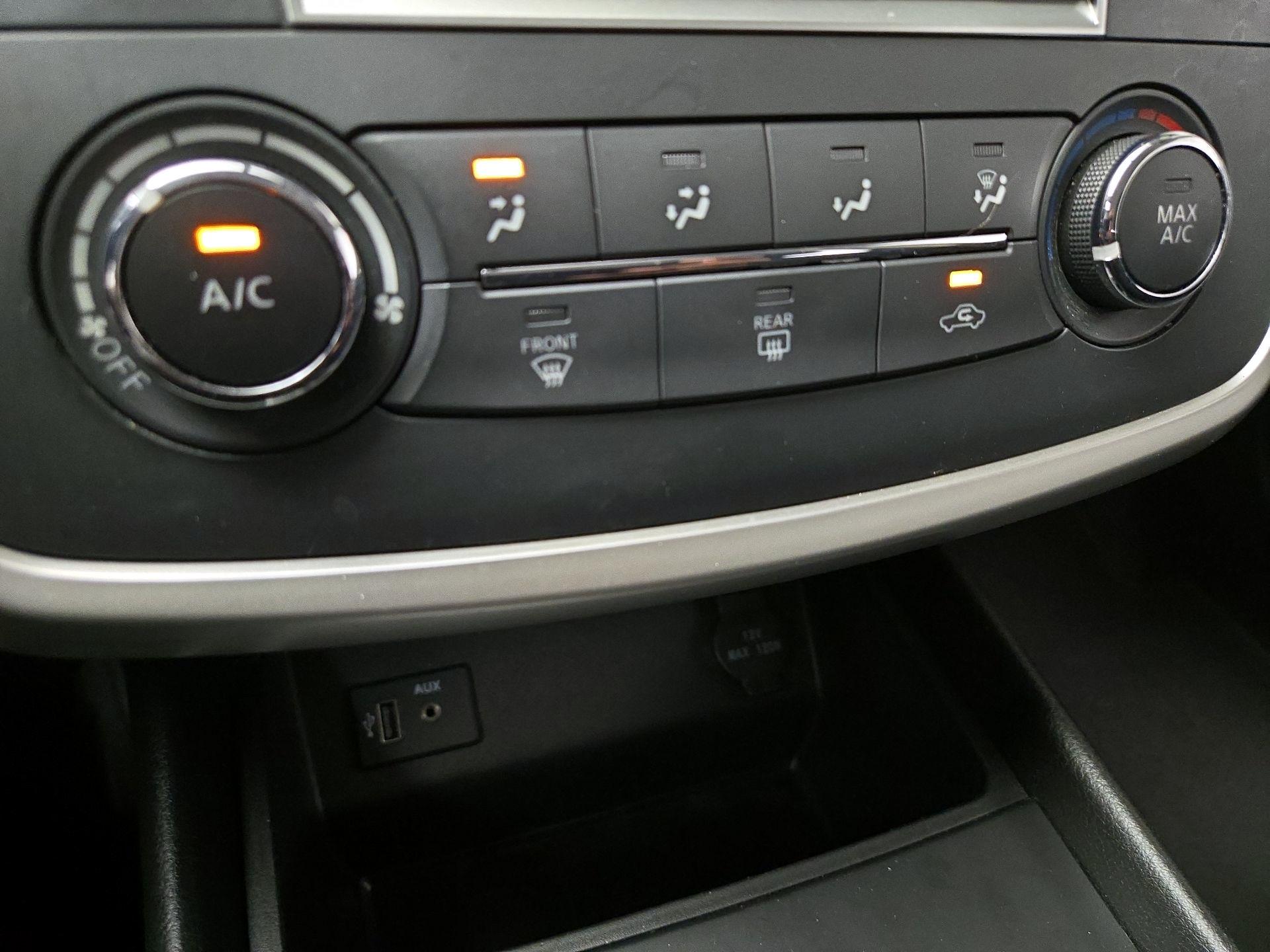 Thumbnail: 2018 Nissan Altima - 16