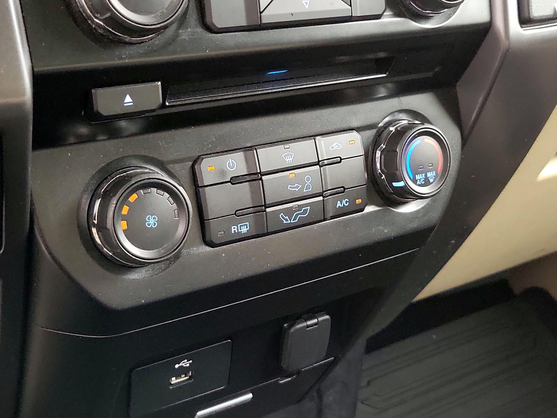 Thumbnail: 2016 Ford F-150 - 16
