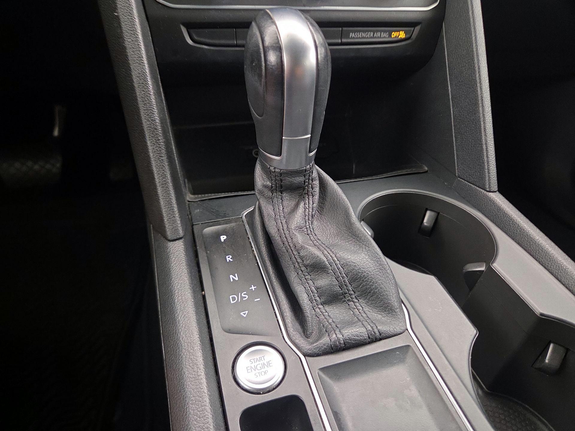 Thumbnail: 2019 Volkswagen Atlas - 17