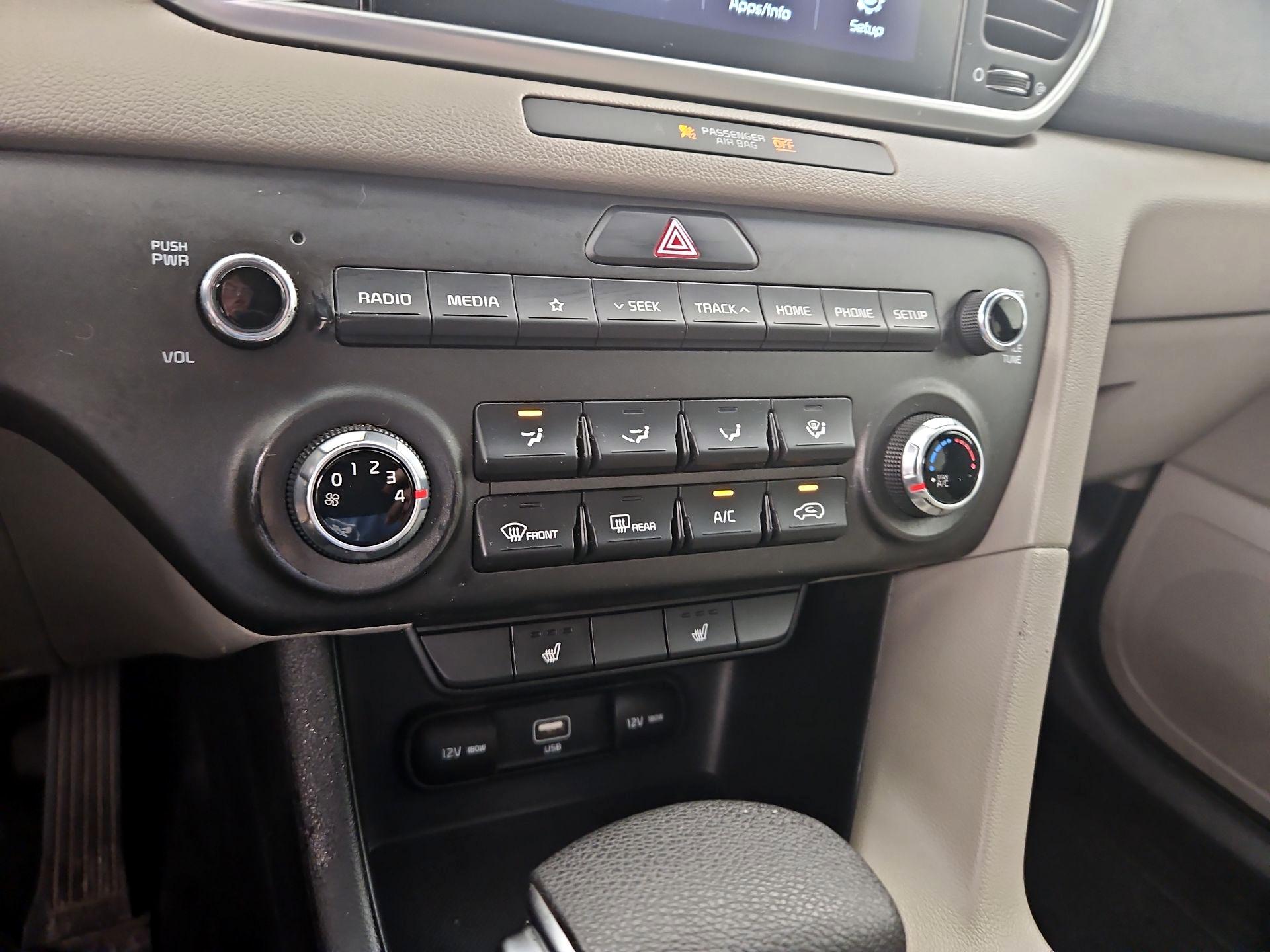 Thumbnail: 2021 Kia Sportage - 16